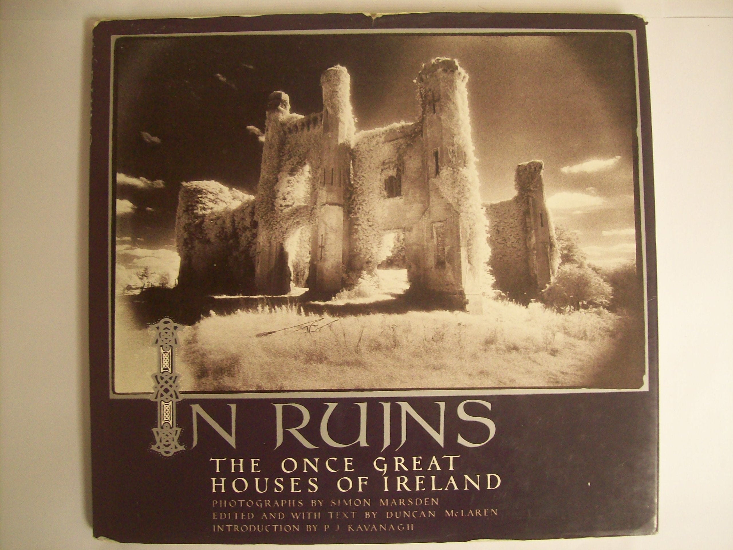 In Ruins: Once Great Houses of Ireland Architecture