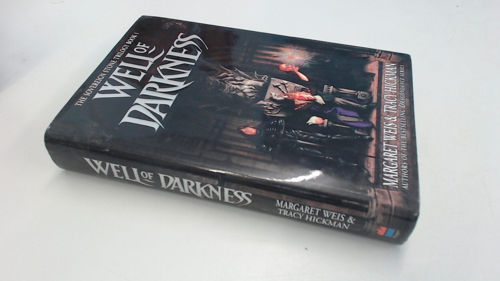 Well of Darkness (Sovereign Stone Trilogy) Fantasy & Sci-Fi