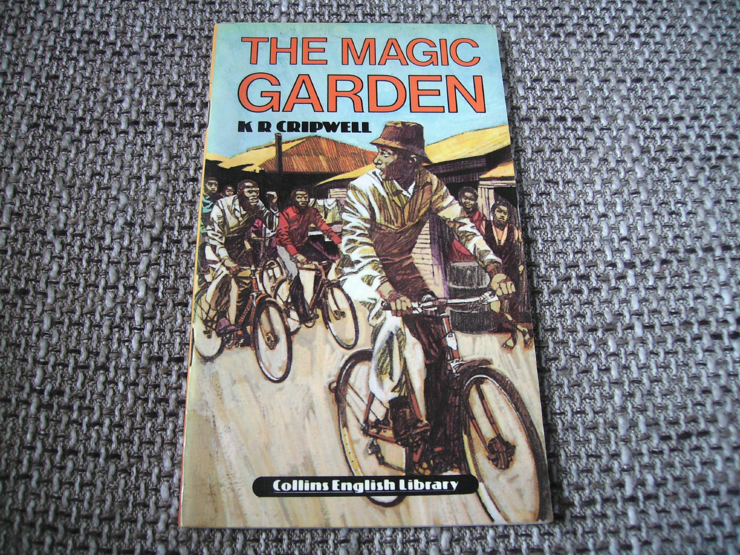 The Magic Garden (English Library) Foreign Languages ​​& Dictionaries