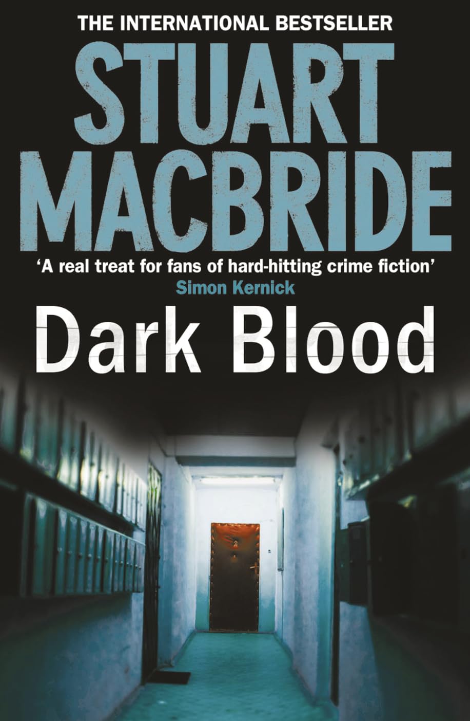 Product Image: Dark Blood (Logan McRae, Band 6)