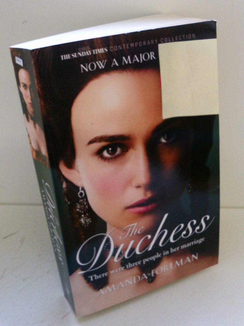The Duchess - There were three people in her marriage Books