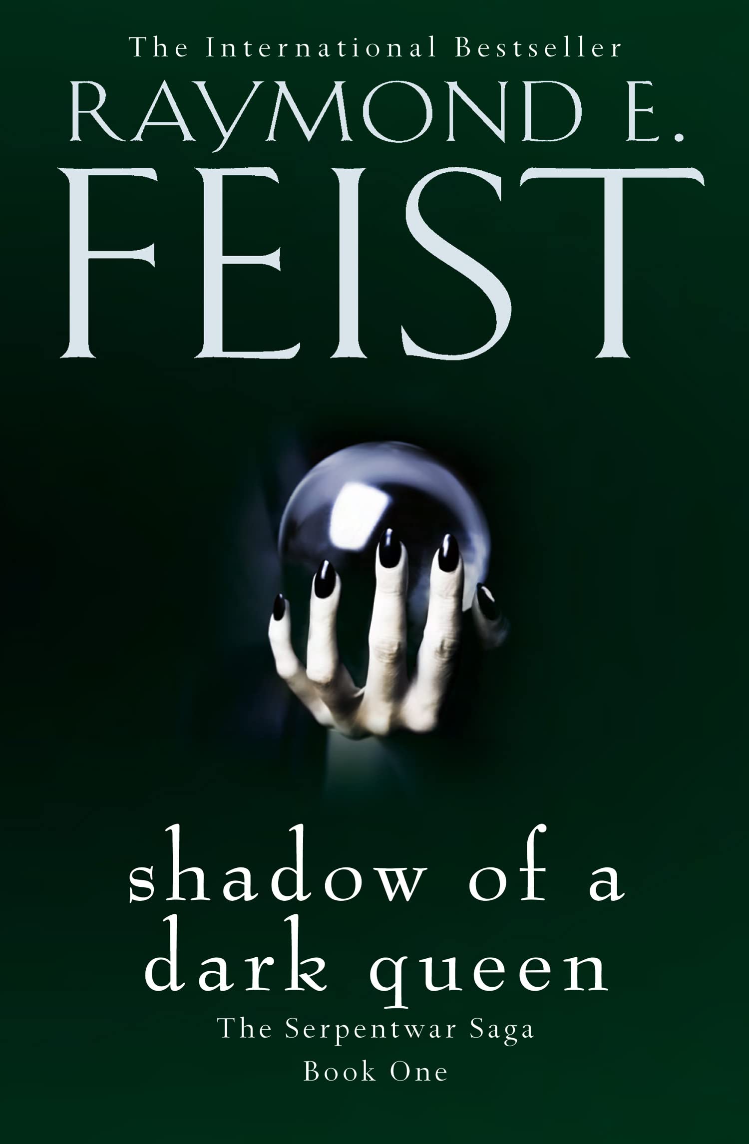 Shadow of a Dark Queen: A gripping epic fantasy adventure from the Sunday Times bestselling author (The Serpentwar Saga, Band 1) Classics