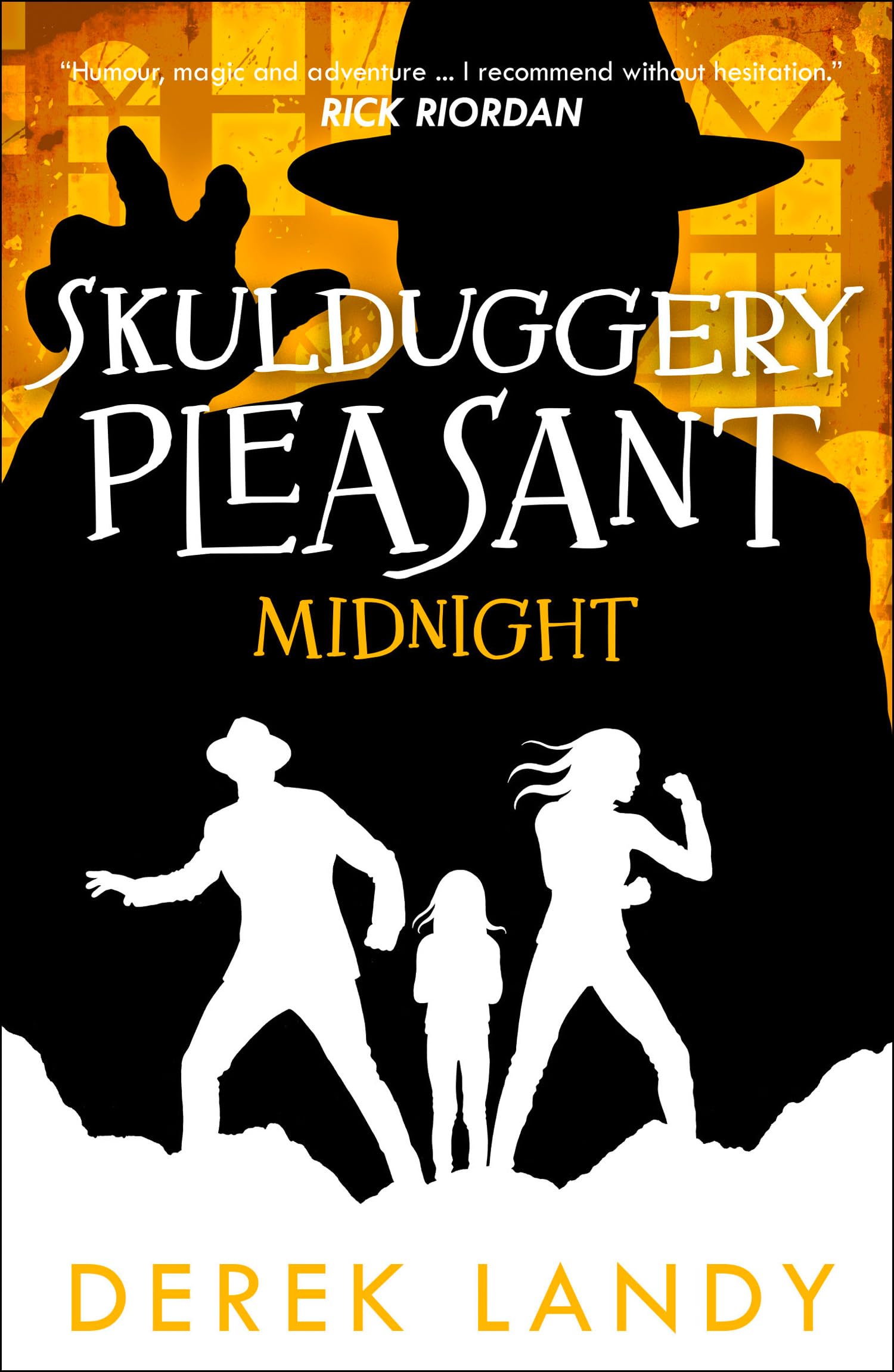 Midnight: The Sunday Times bestselling dark fantasy adventure for children aged 11+ (Skulduggery Pleasant) Novels & Short Stories