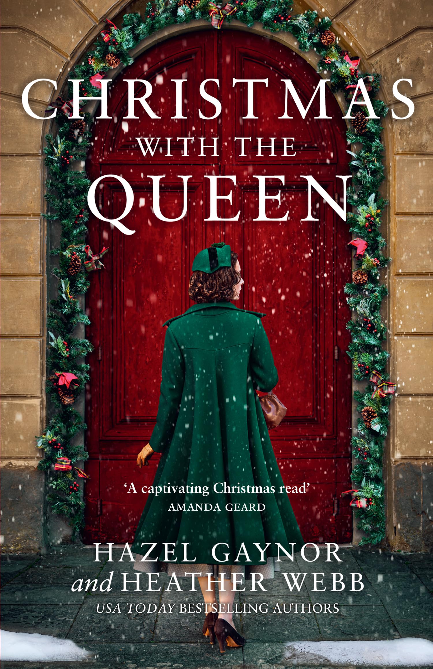 Christmas with the Queen: Escape this Christmas with the perfect romantic, historical novel for the festive season Contemporary literature