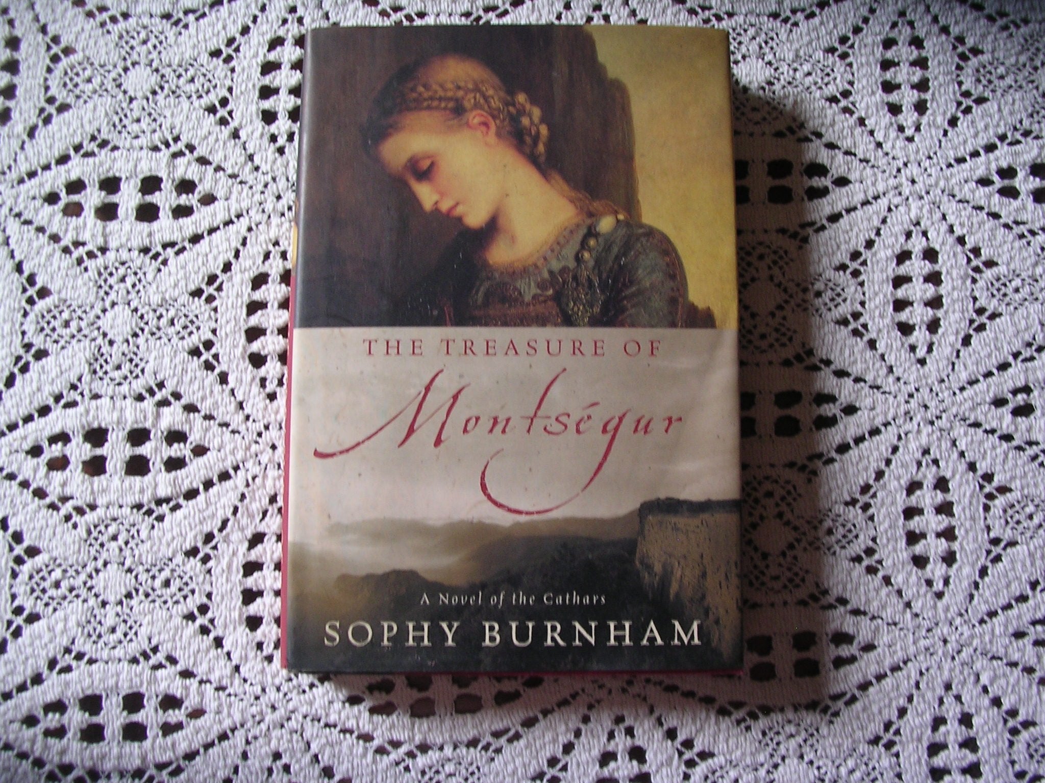 The Treasure of Montsegur: A Novel of the Cathars Historical Fiction