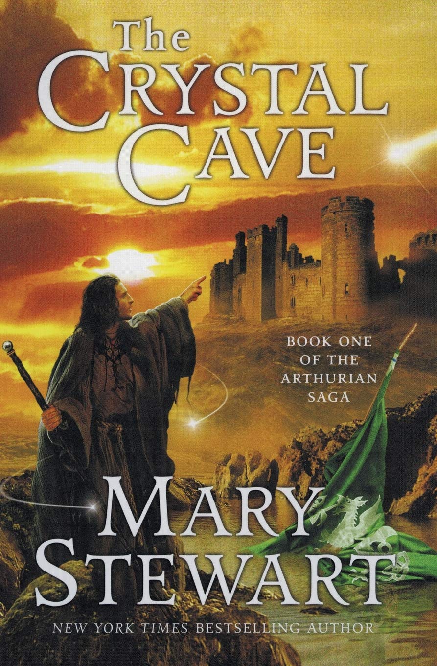 The Crystal Cave: Book One of the Arthurian Saga (The Merlin Series, 1, Band 1) Classics