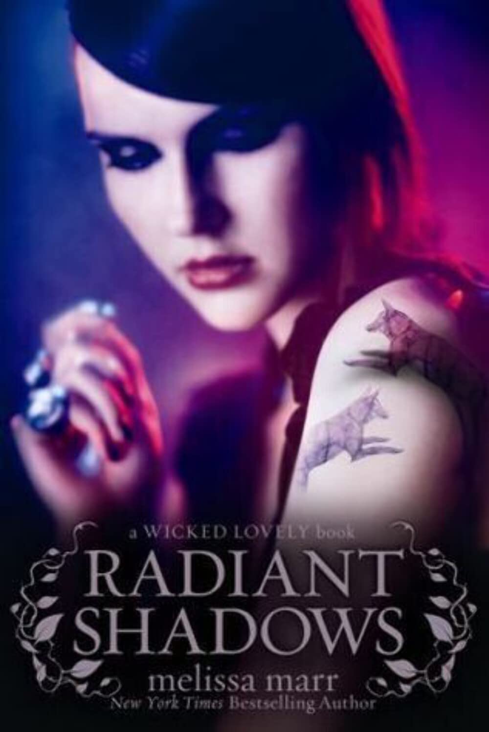 Radiant Shadows (Wicked Lovely, 4, Band 4) Fiction