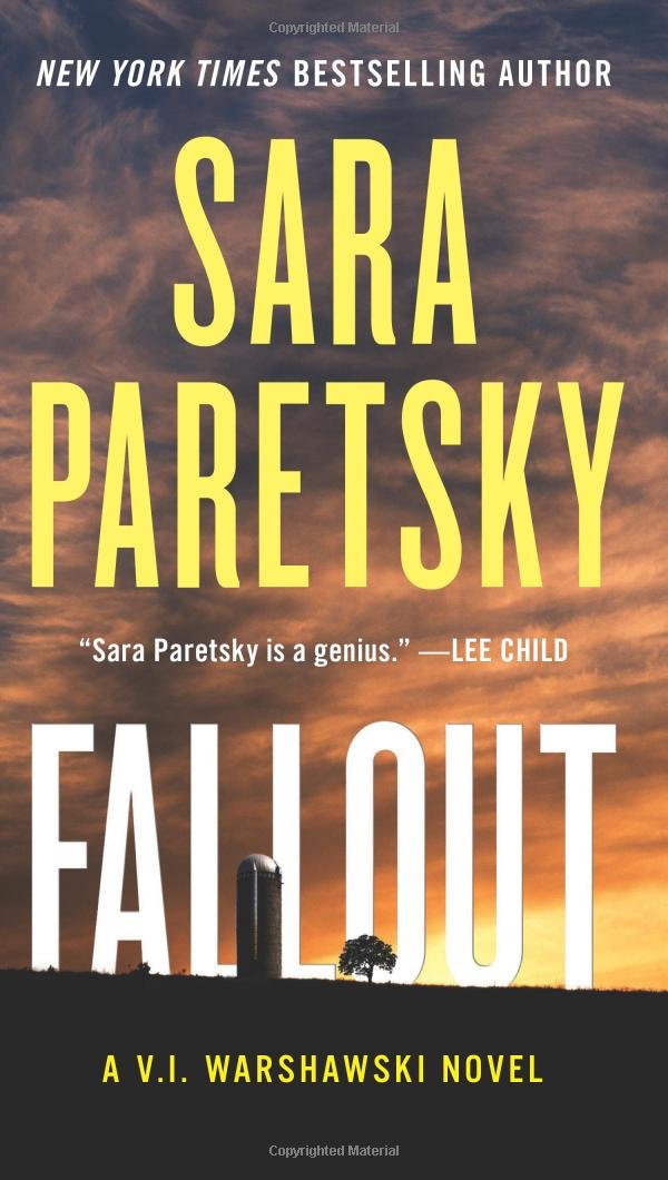 Fallout: A V.I. Warshawski Novel (V.I. Warshawski Novels) Essays & Short Stories