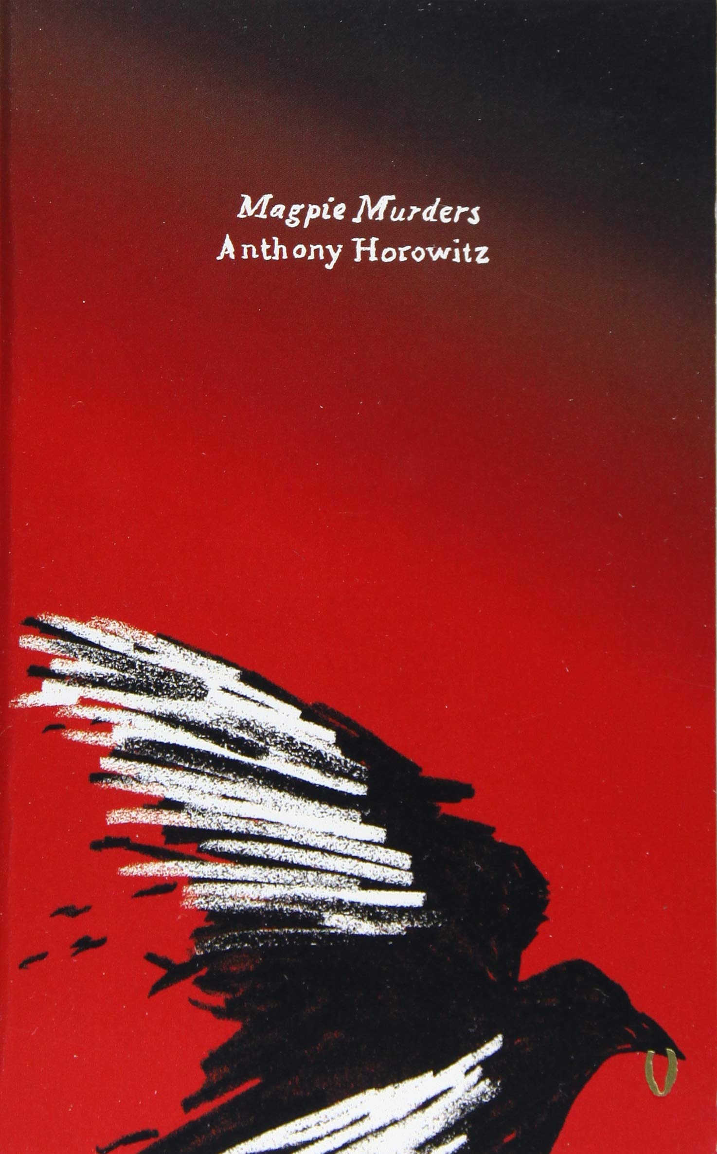 Magpie Murders: A Novel (Harper Perennial Olive Editions) Horror & Mystery