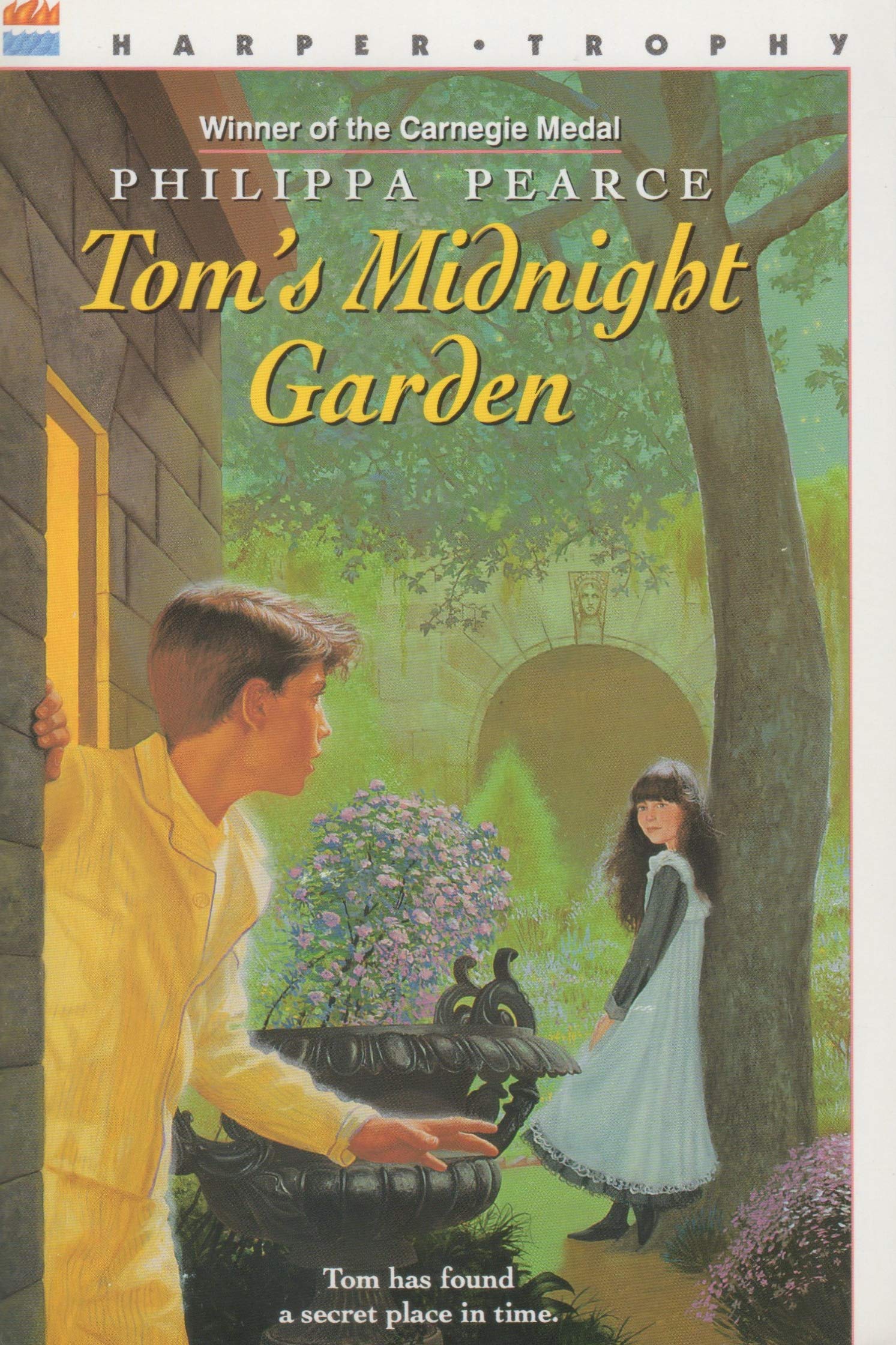Tom's Midnight Garden: Horn Book Fanfare, ALA Notable Children's Book, Carnegie Medal Novels & Short Stories