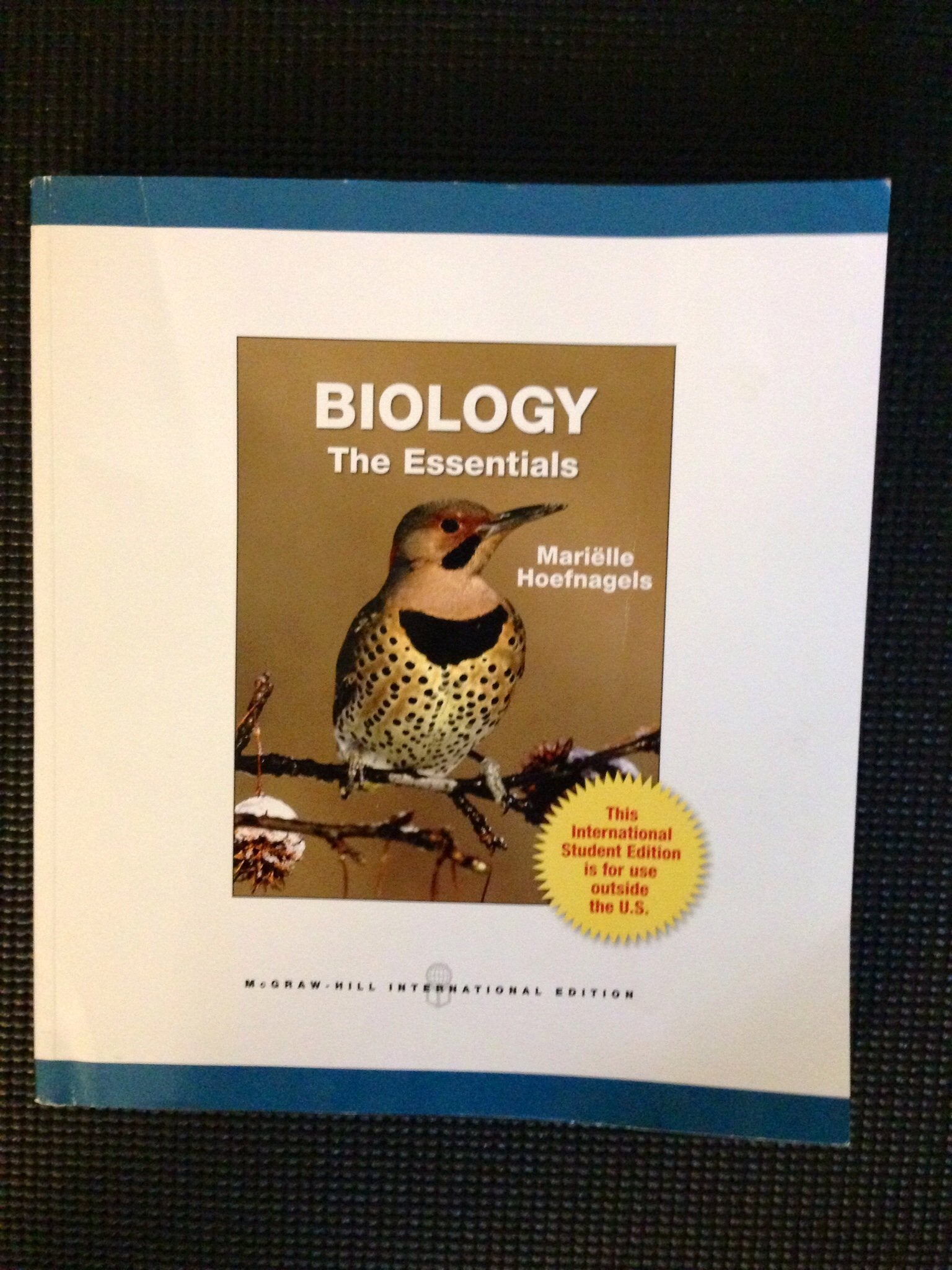 Biology: The Essentials Learning & Reference
