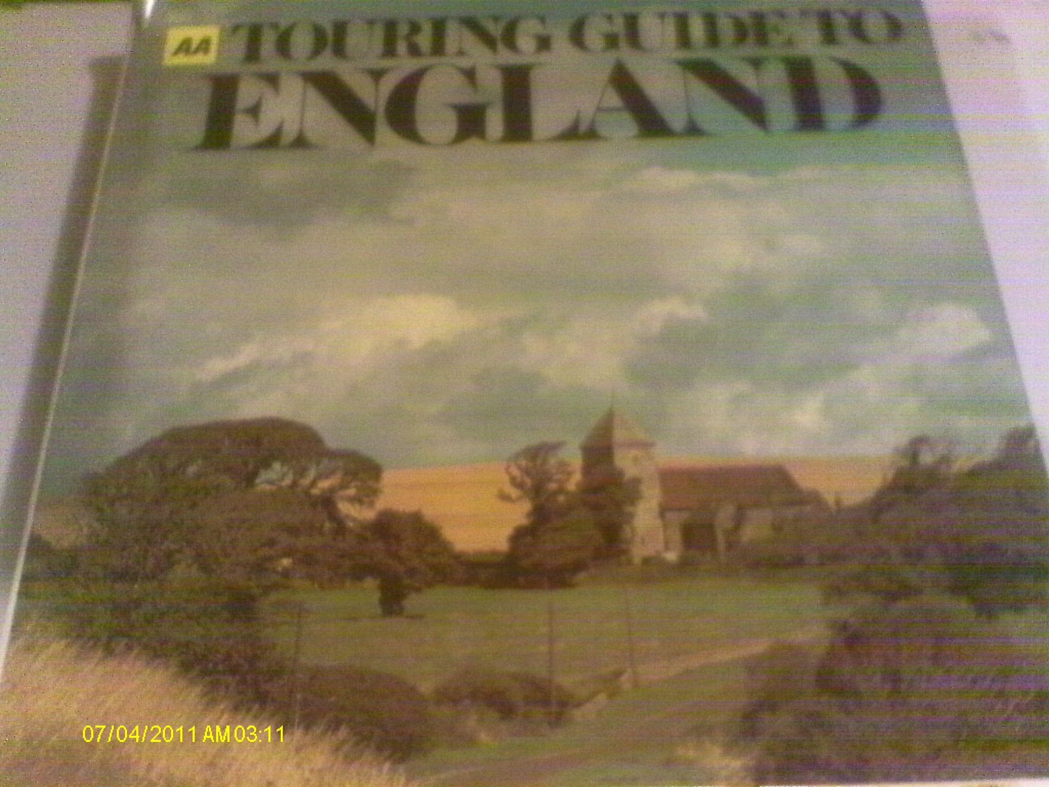 AA Touring Guide To England. Books