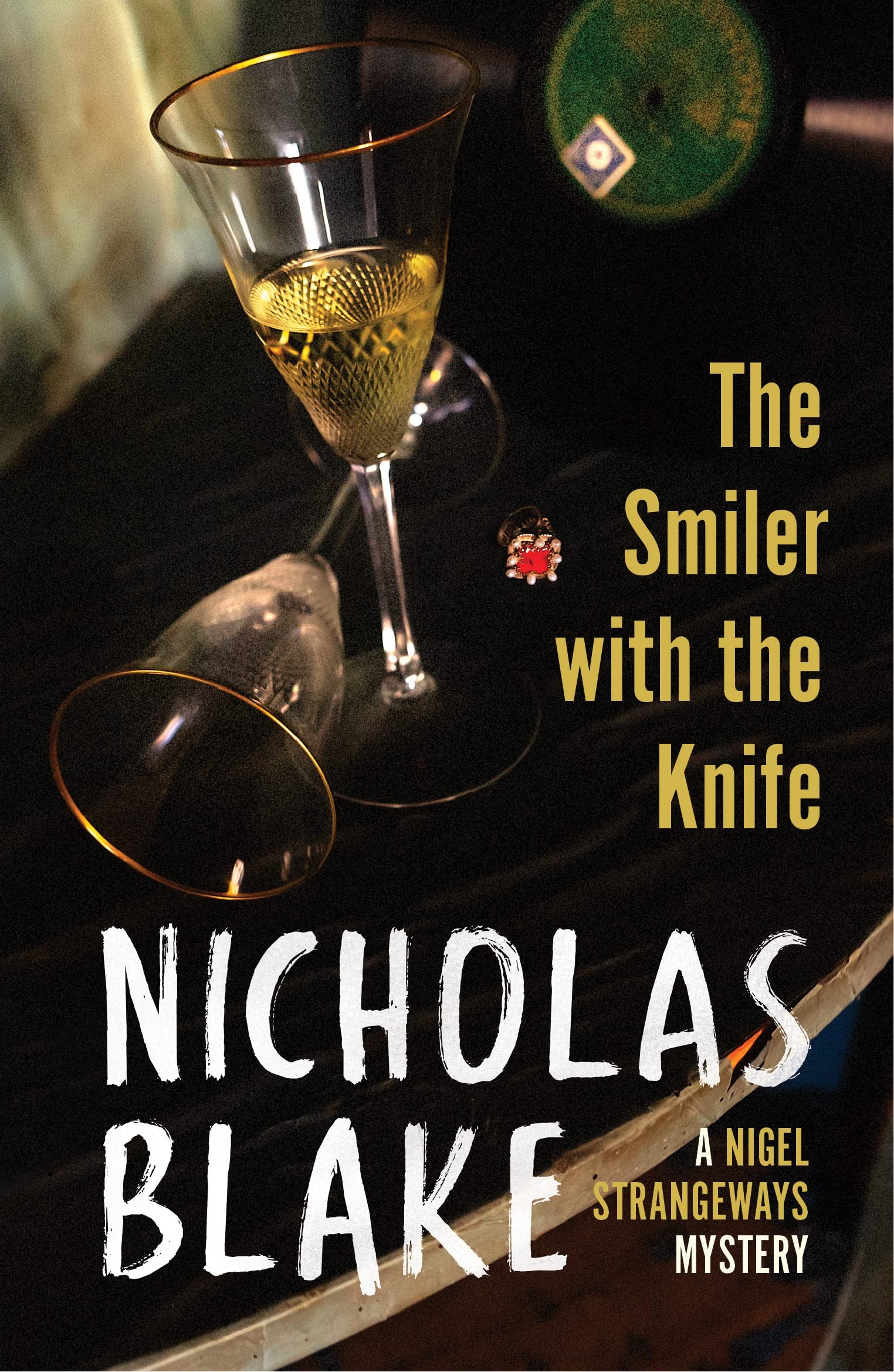The Smiler With The Knife (A Nigel Strangeways Mystery, 5) Contemporary literature