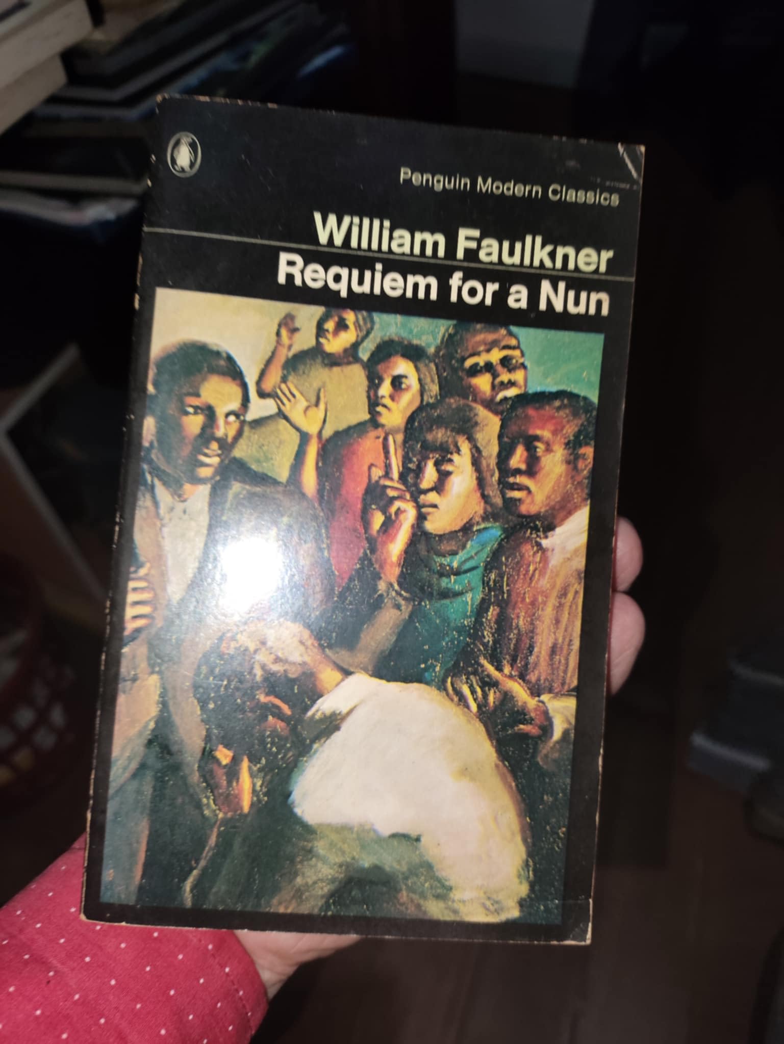 Requiem For a Nun (Modern Classics) Contemporary literature Books