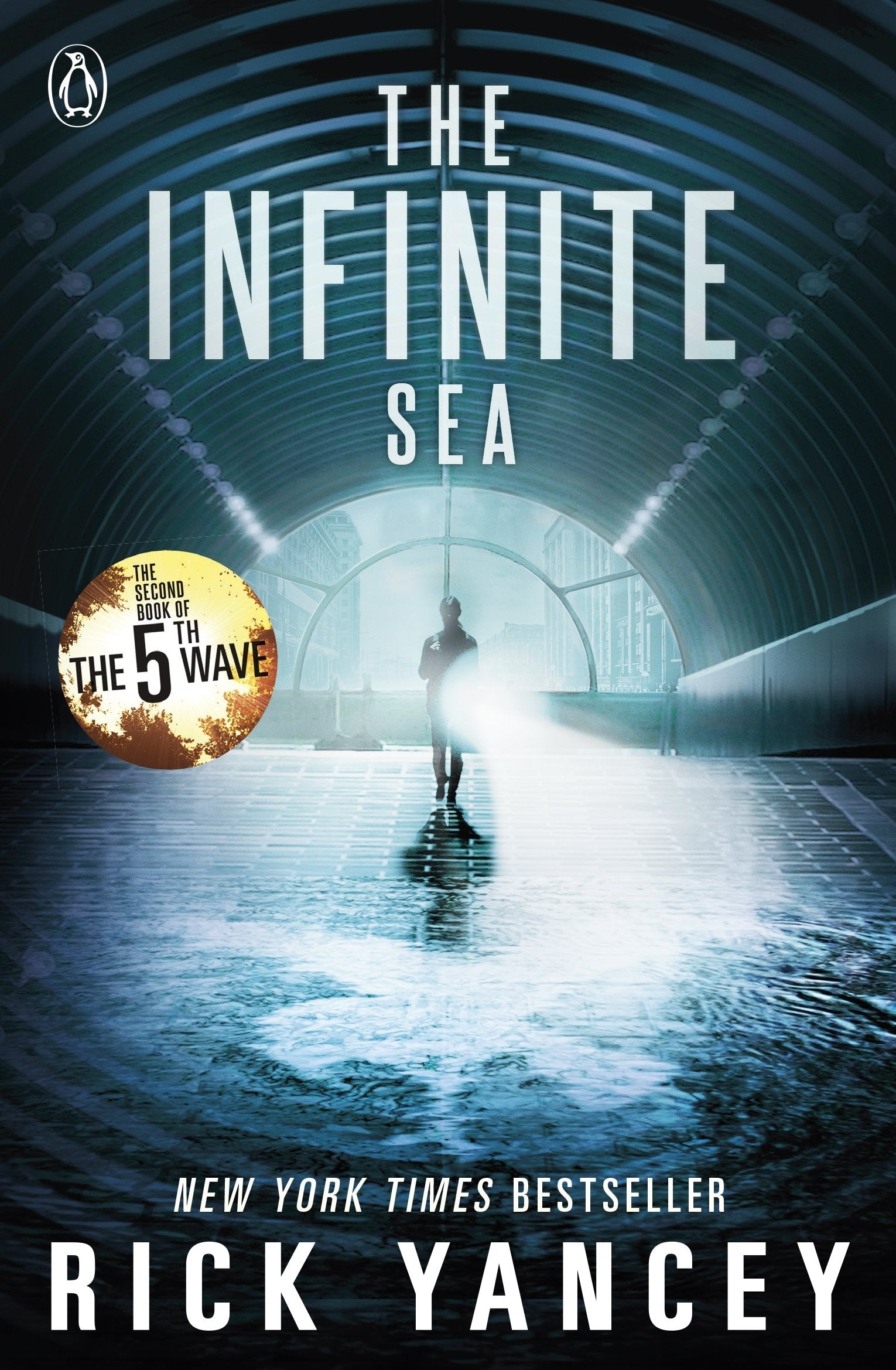 The Infinite Sea (The 5th Wave 2.) Fiction