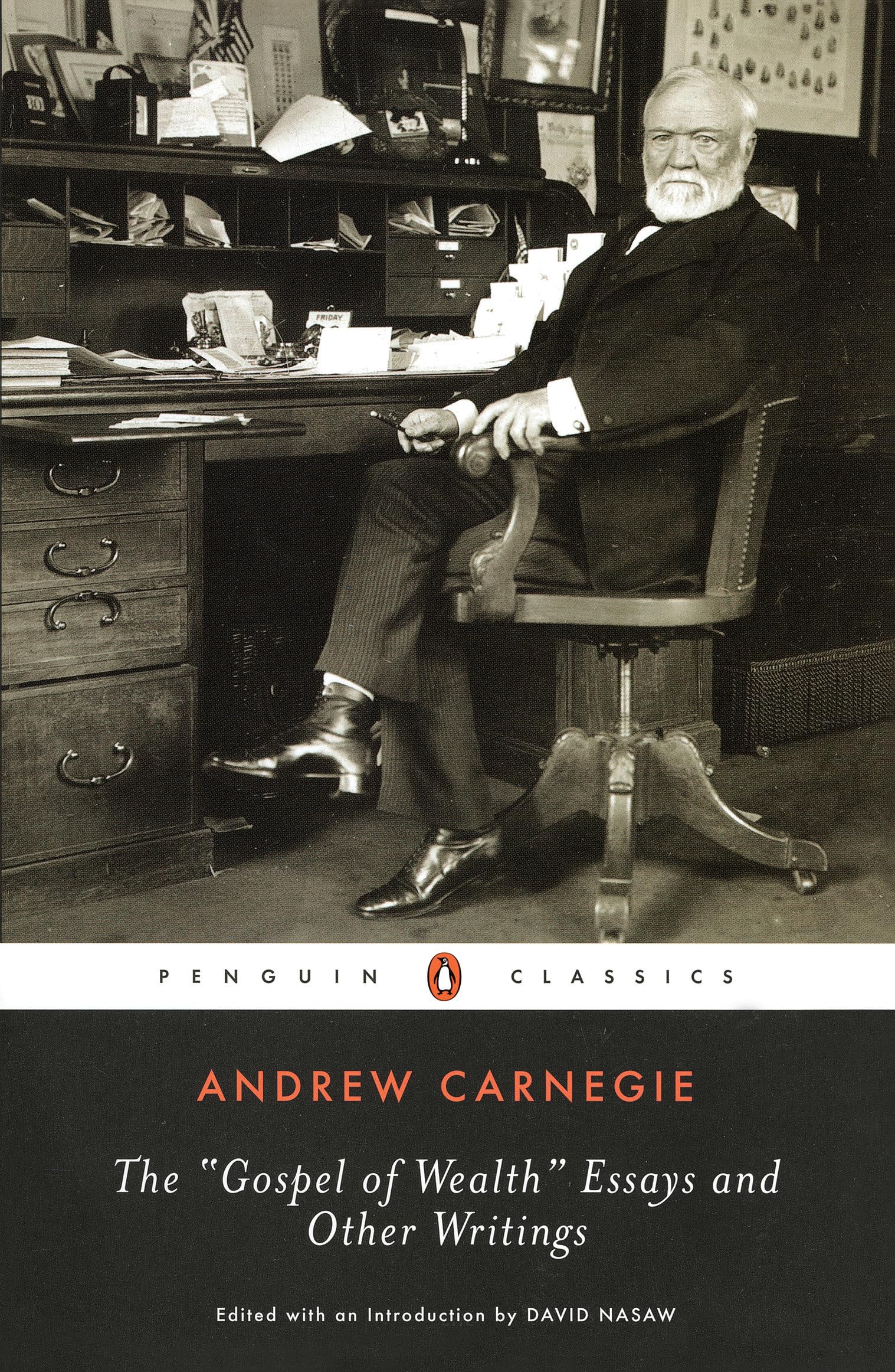 The Gospel of Wealth Essays and Other Writings (Penguin Classics) Law