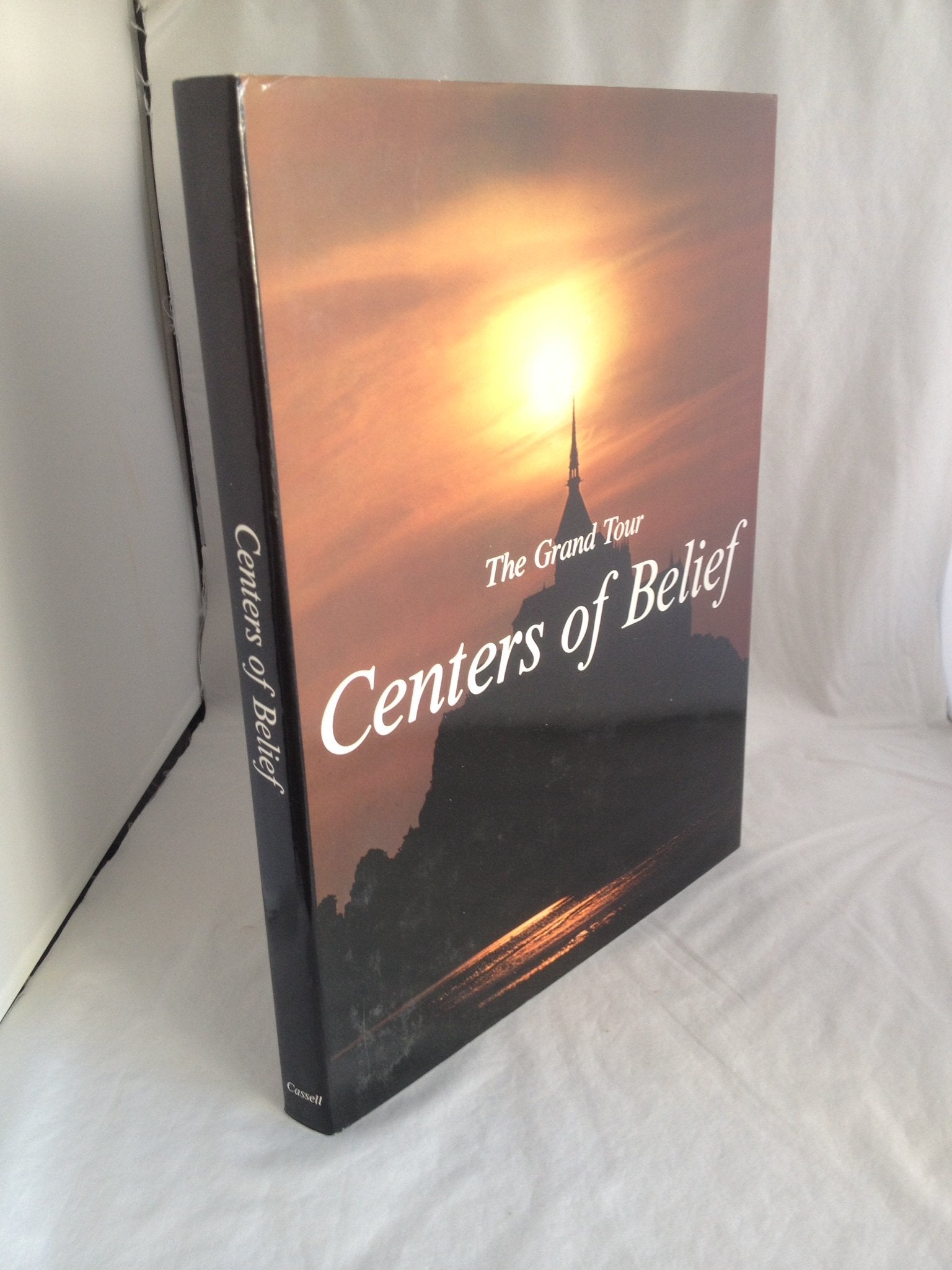 Centers of Belief / Flavio Conti ; Translated by Patrick Creagh Books