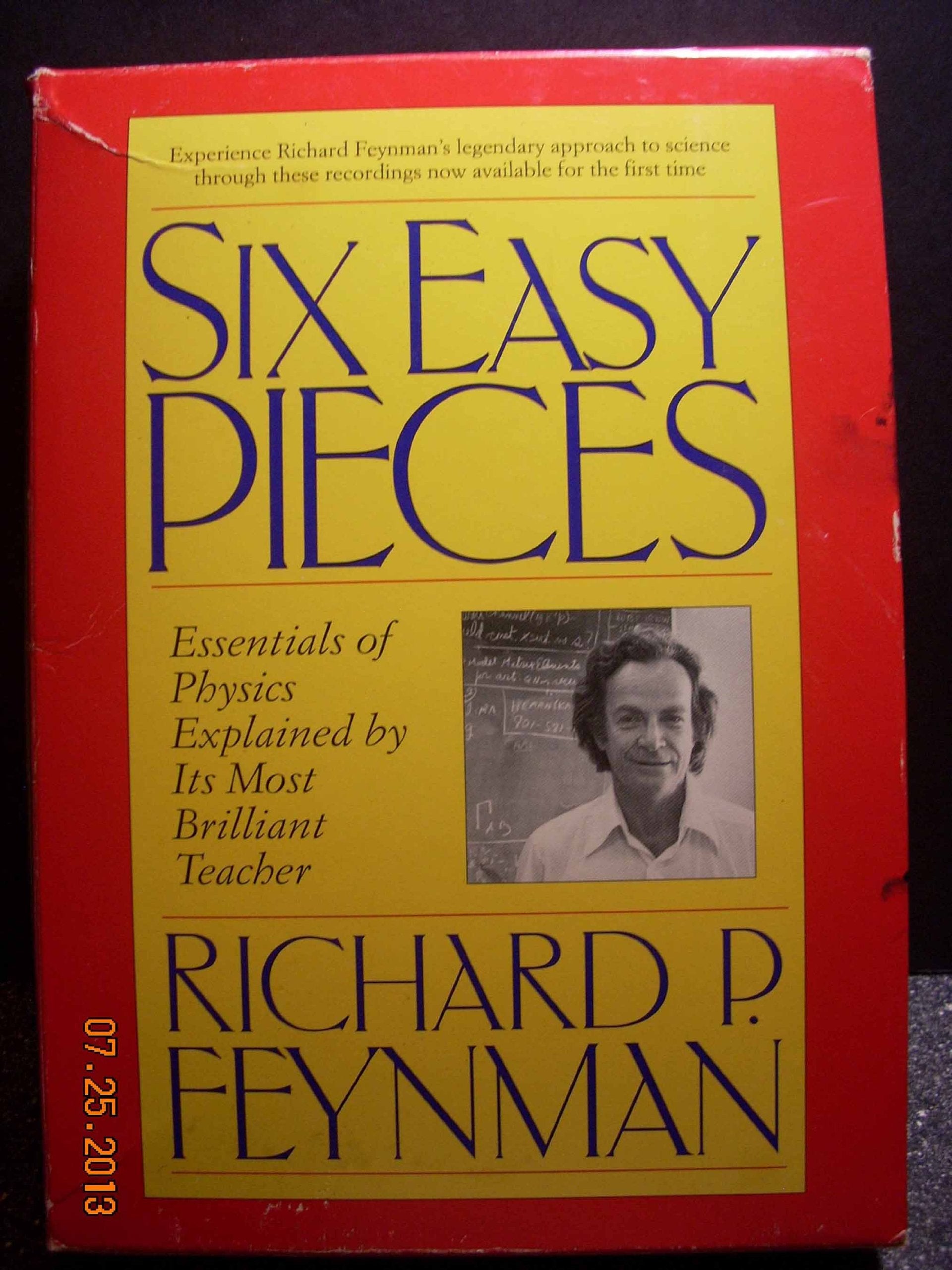 Six Easy Pieces Book/tape Package: Essentials of Physics. Introd. by Paul Davies (Helix books) Natural Sciences