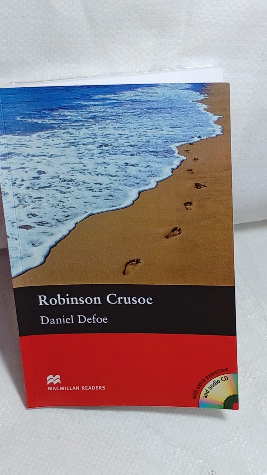 Macmillan Readers Robinson Crusoe Pre Intermediate Pack Classics