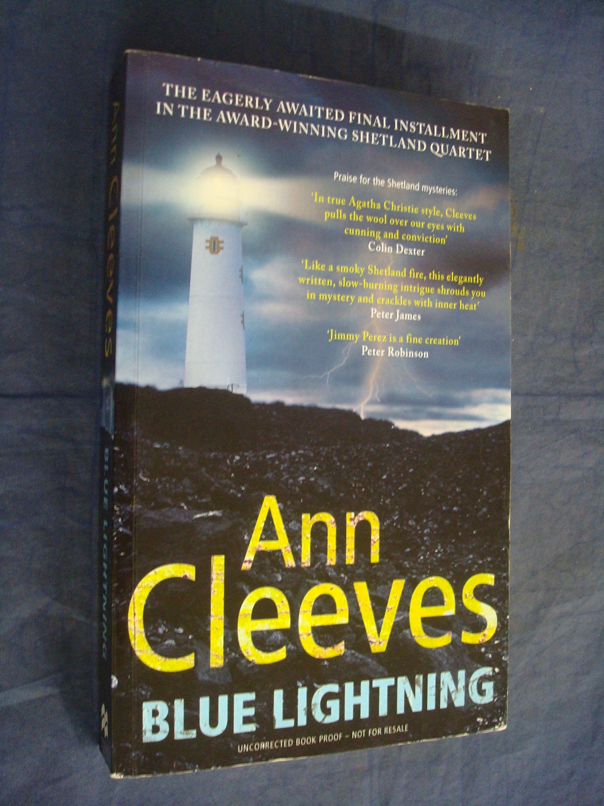 Blue Lightning (Shetland, 4) Contemporary literature Books