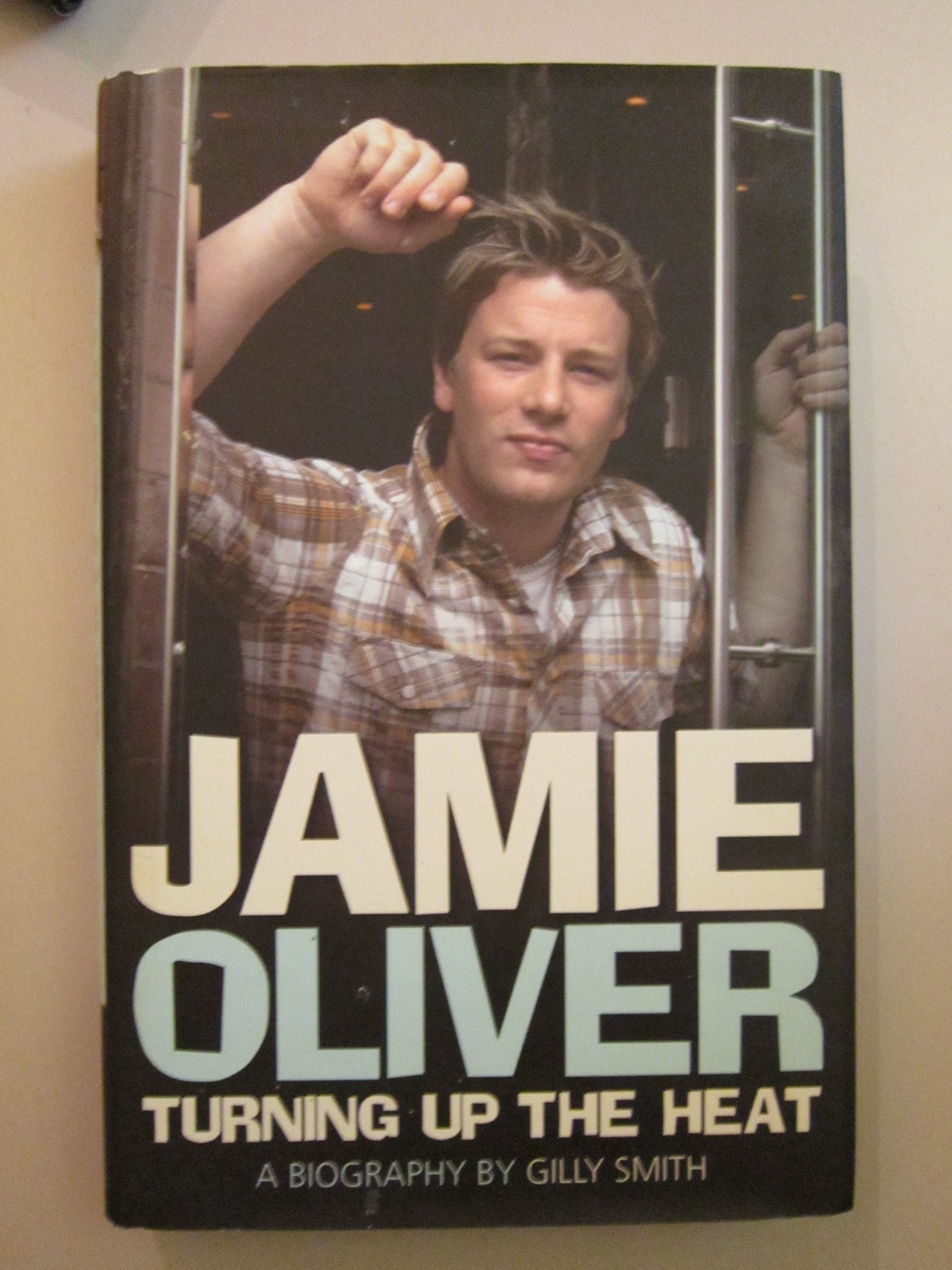 Jamie Oliver: Turning Up the Heat Art & Literature