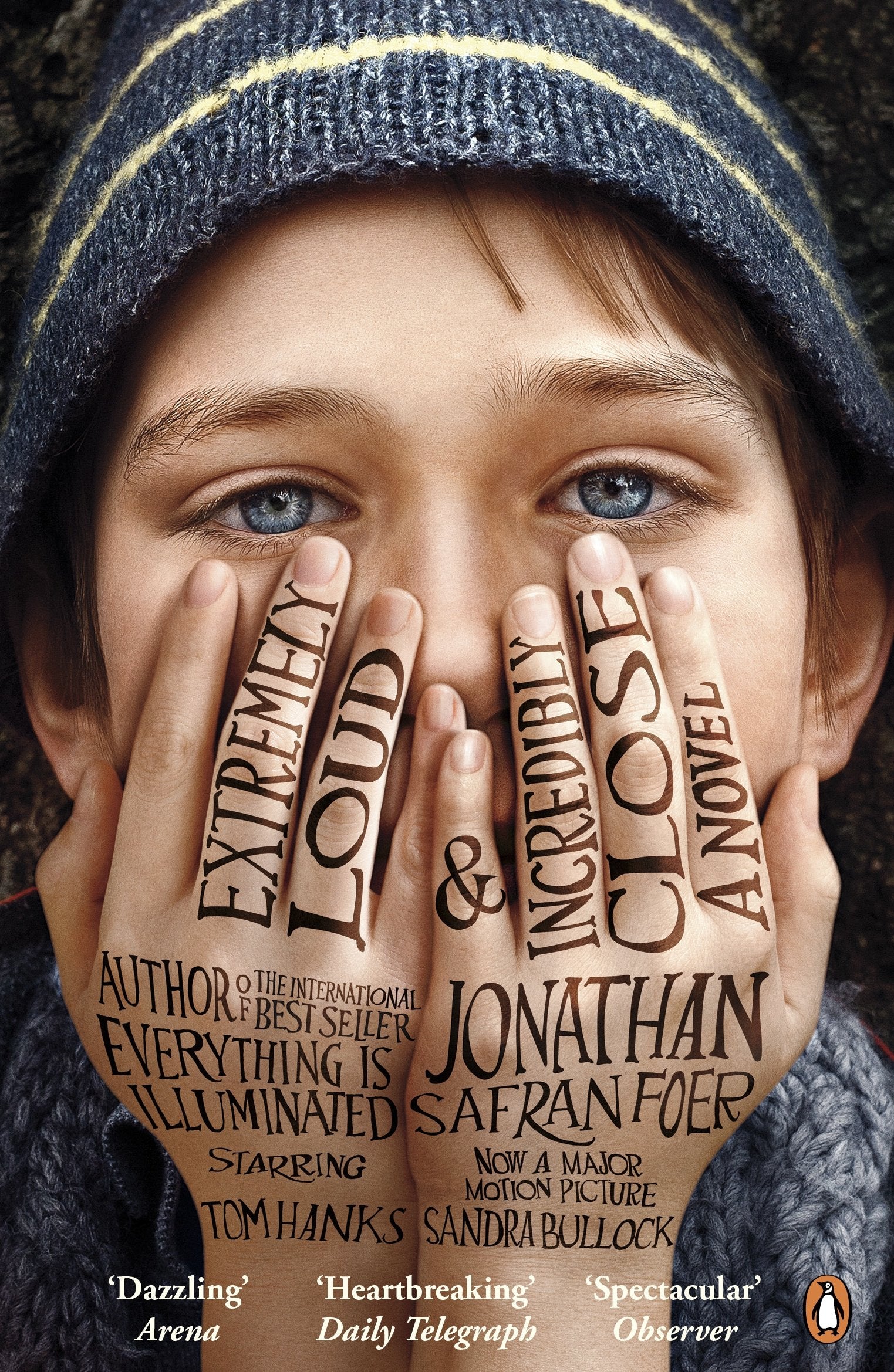 Extremely Loud and Incredibly Close: Extremely Loud and Incredibily Close (Movie Tie-in) Contemporary literature