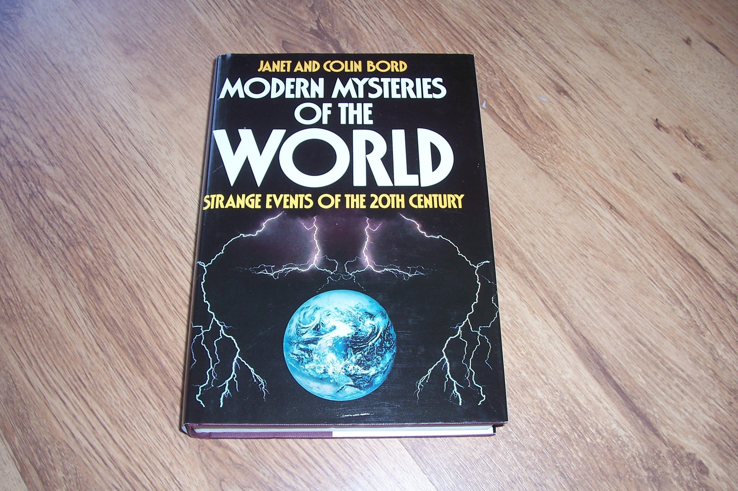 Modern Mysteries of the World book