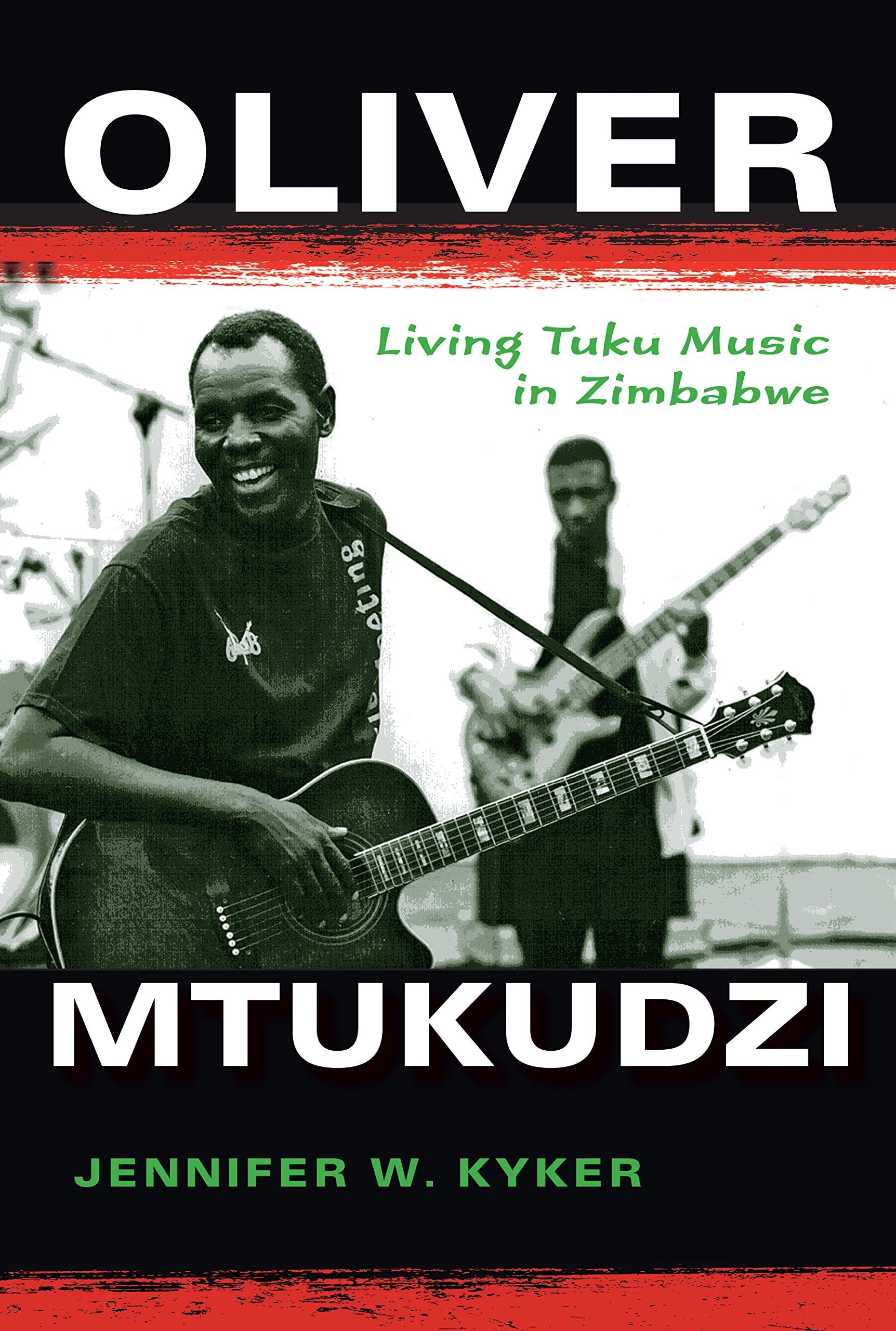 Oliver Mtukudzi: Living Tuku Music in Zimbabwe (African Expressive Cultures) Memories