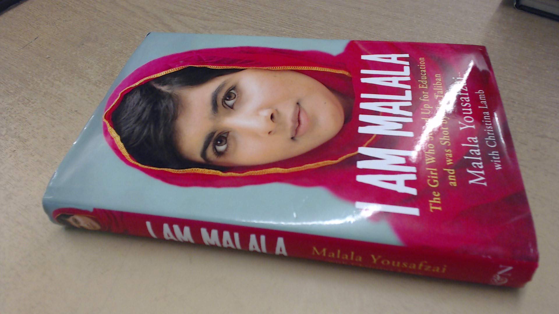 I Am Malala: The Girl Who Stood Up for Education and was Shot by the Taliban Books