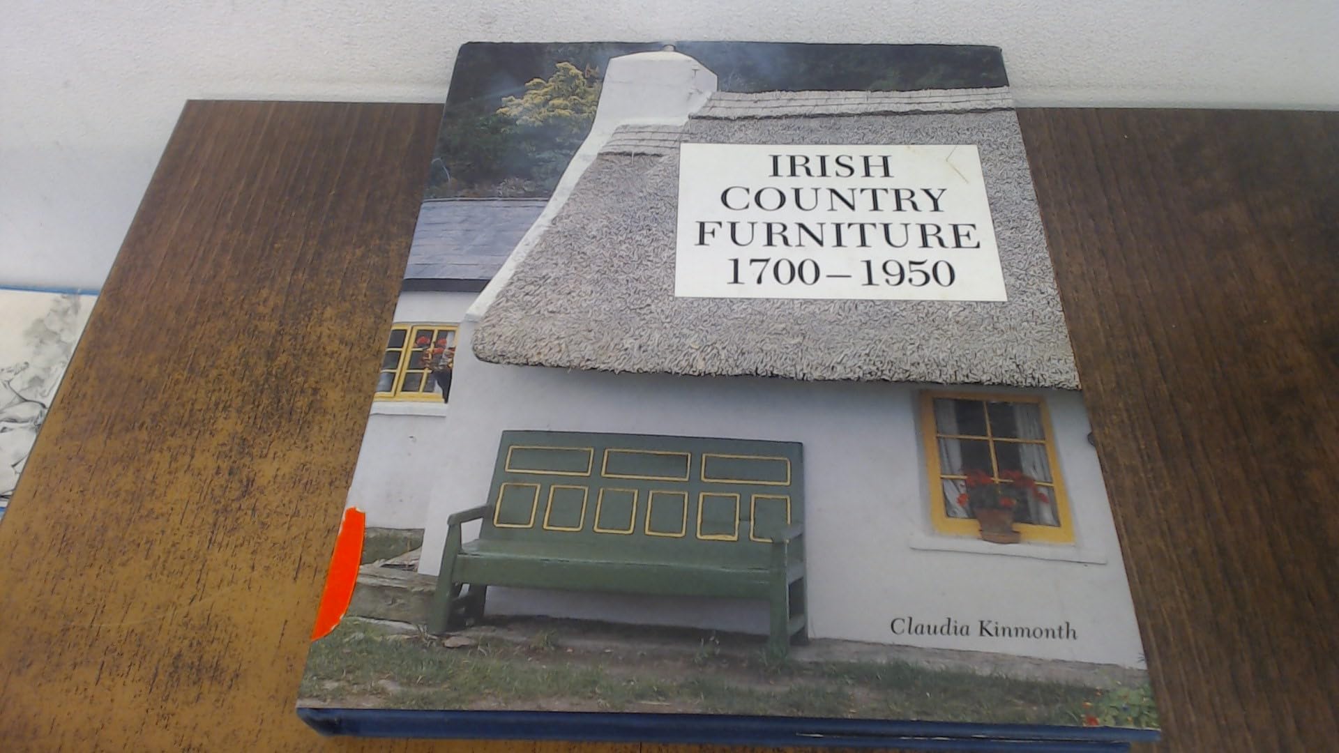 Irish Country Furniture, 1700-1950 Film, Art & Culture