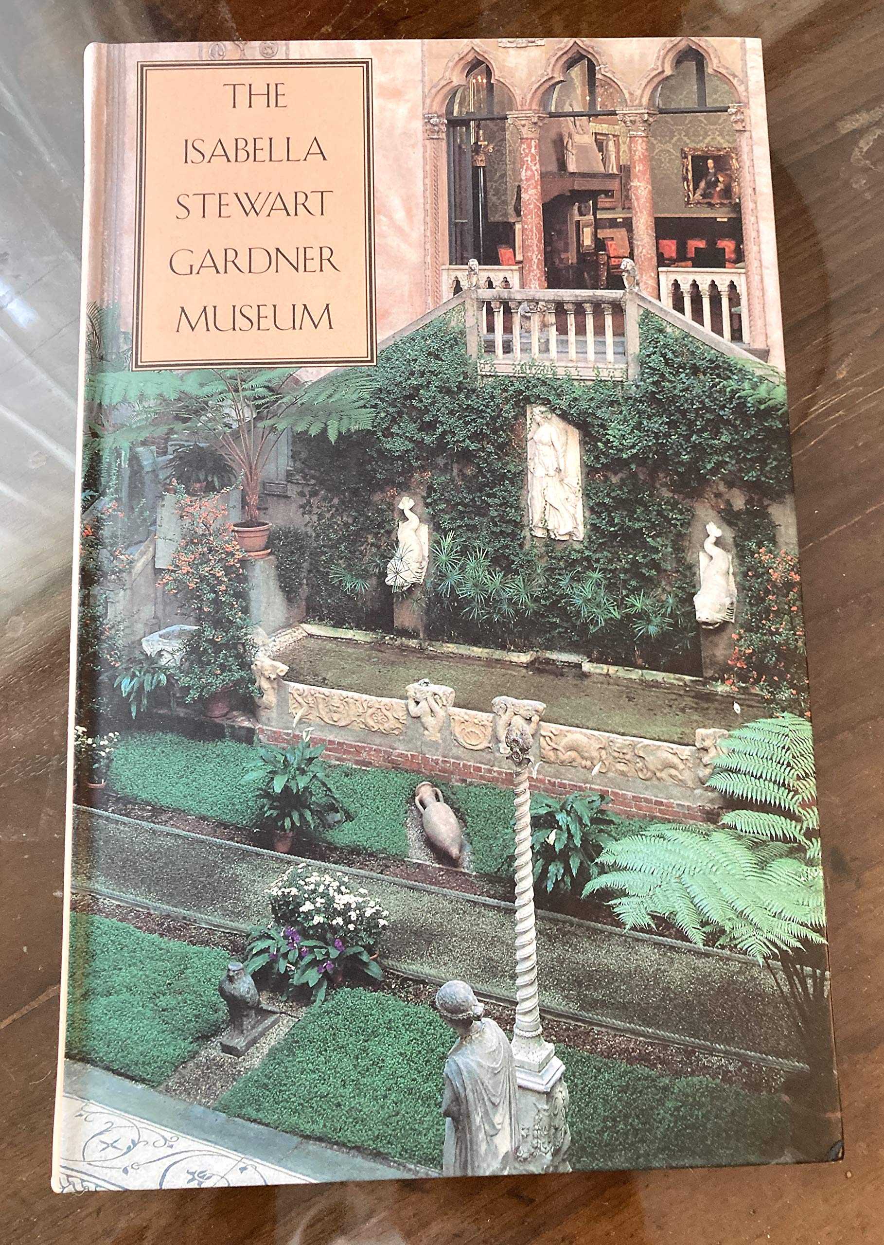 The Isabella Stewart Gardner Museum: A Companion Guide and History Social Sciences