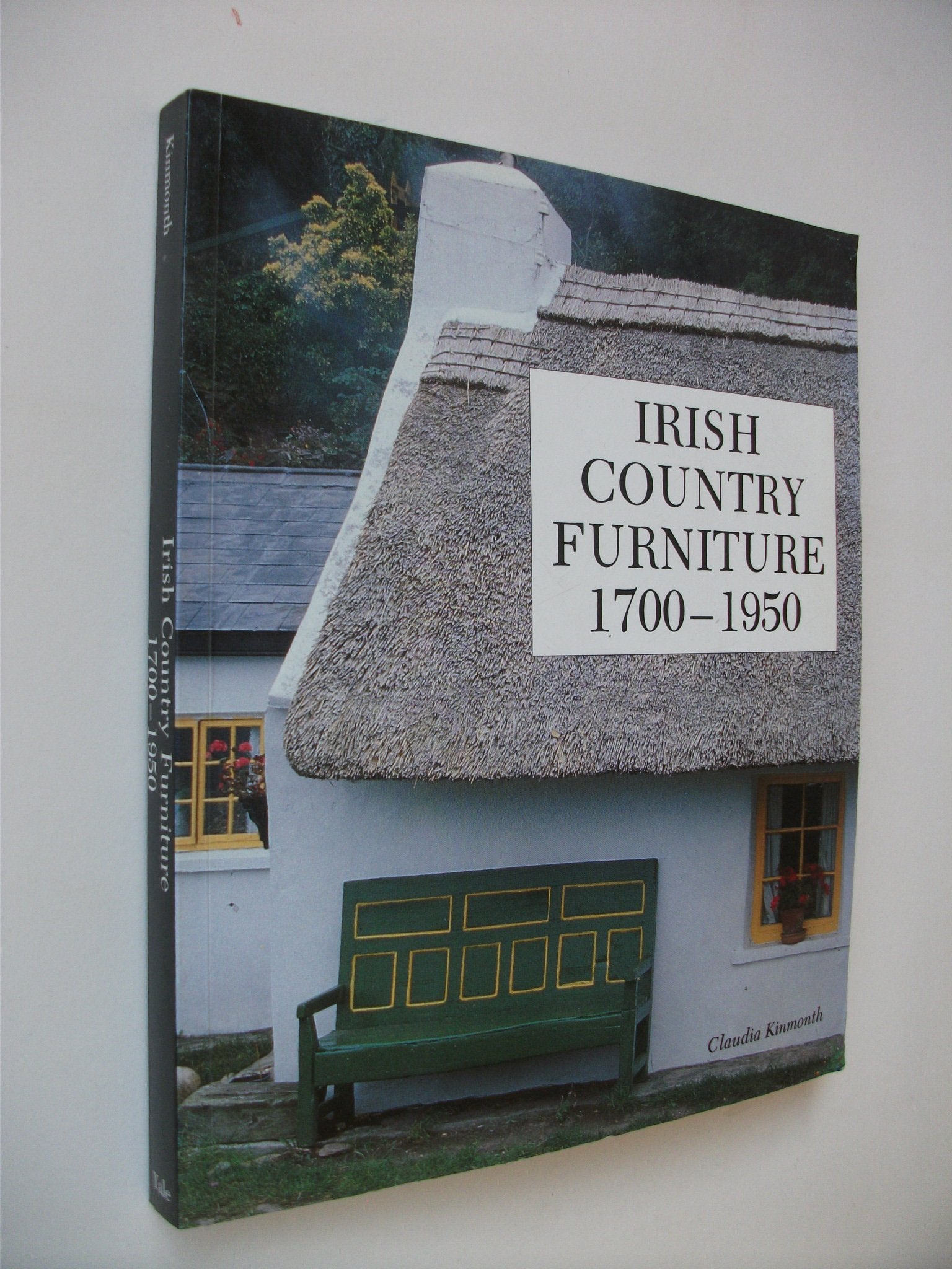 Irish Country Furniture, 1700-1950 Film, Art & Culture