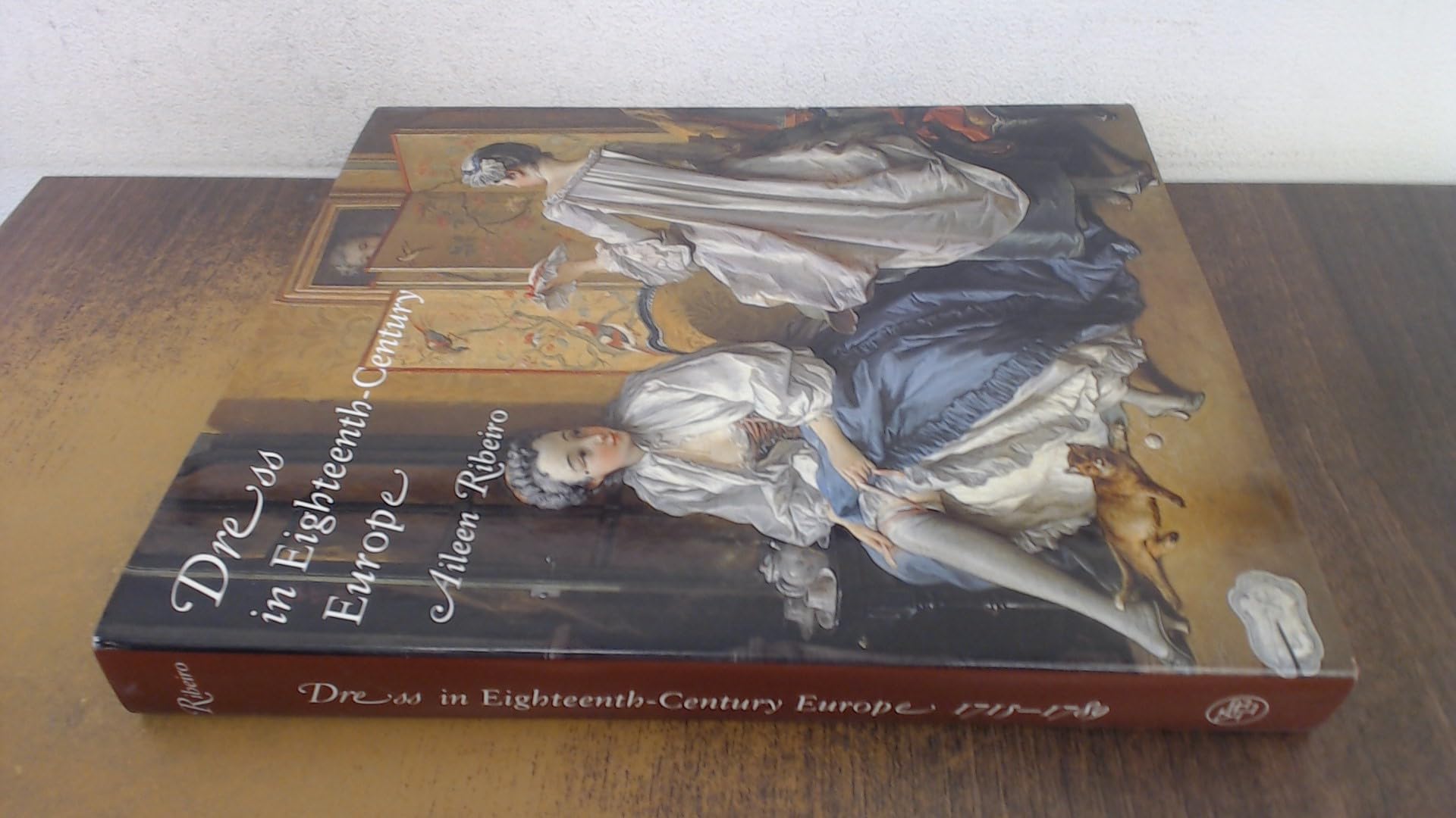 Dress in Eighteenth-Century Europe, 1715-1789 Social Sciences