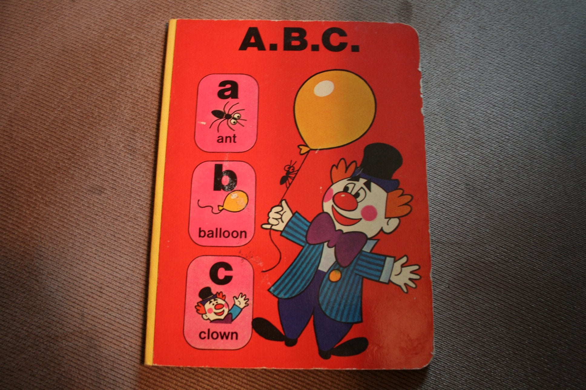Cyndy Szekeres' a B C (Golden Books) Novels & Short Stories