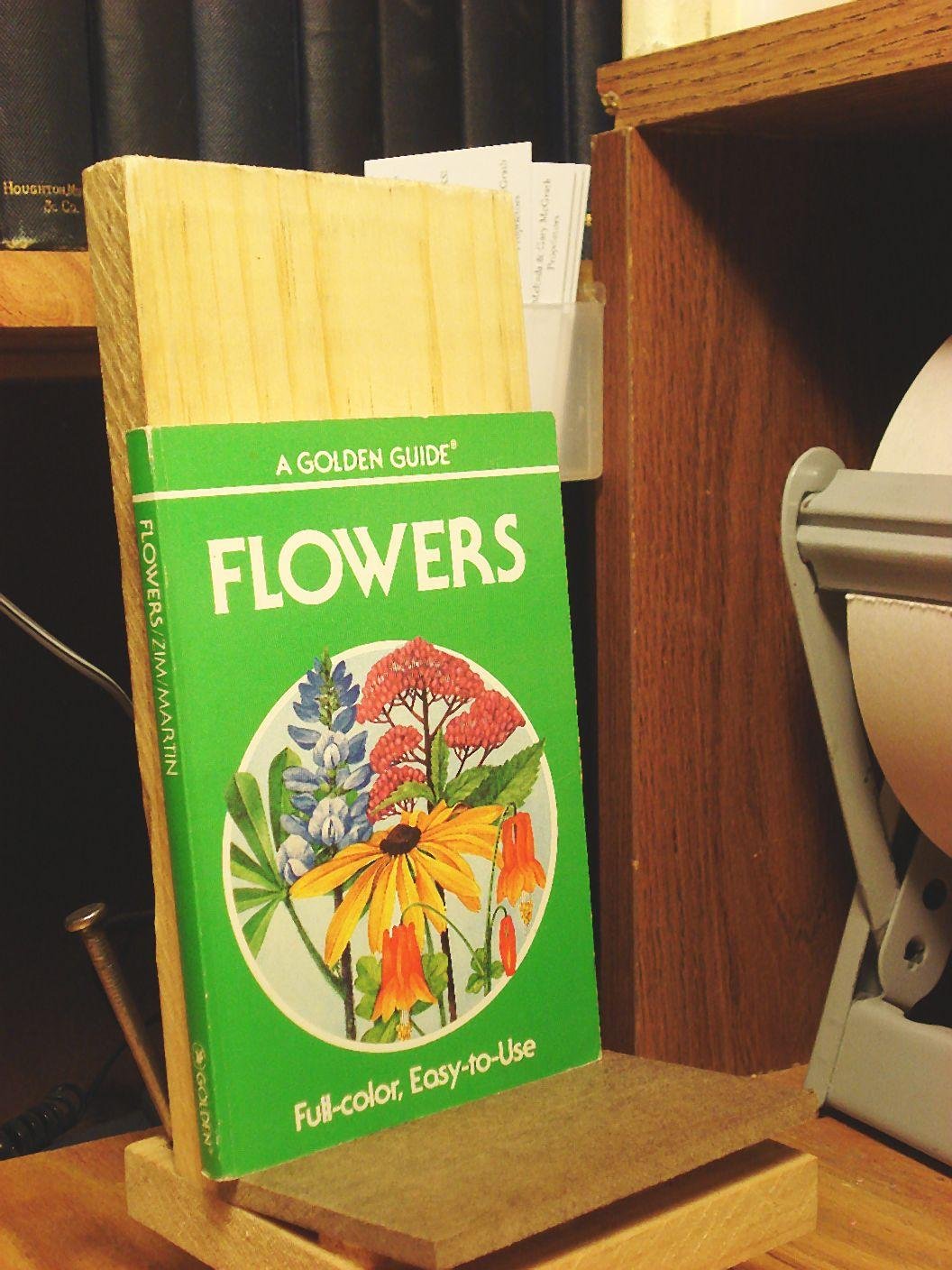 Flowers: A Guide to Familiar American Wildflowers (Golden Guides) Books