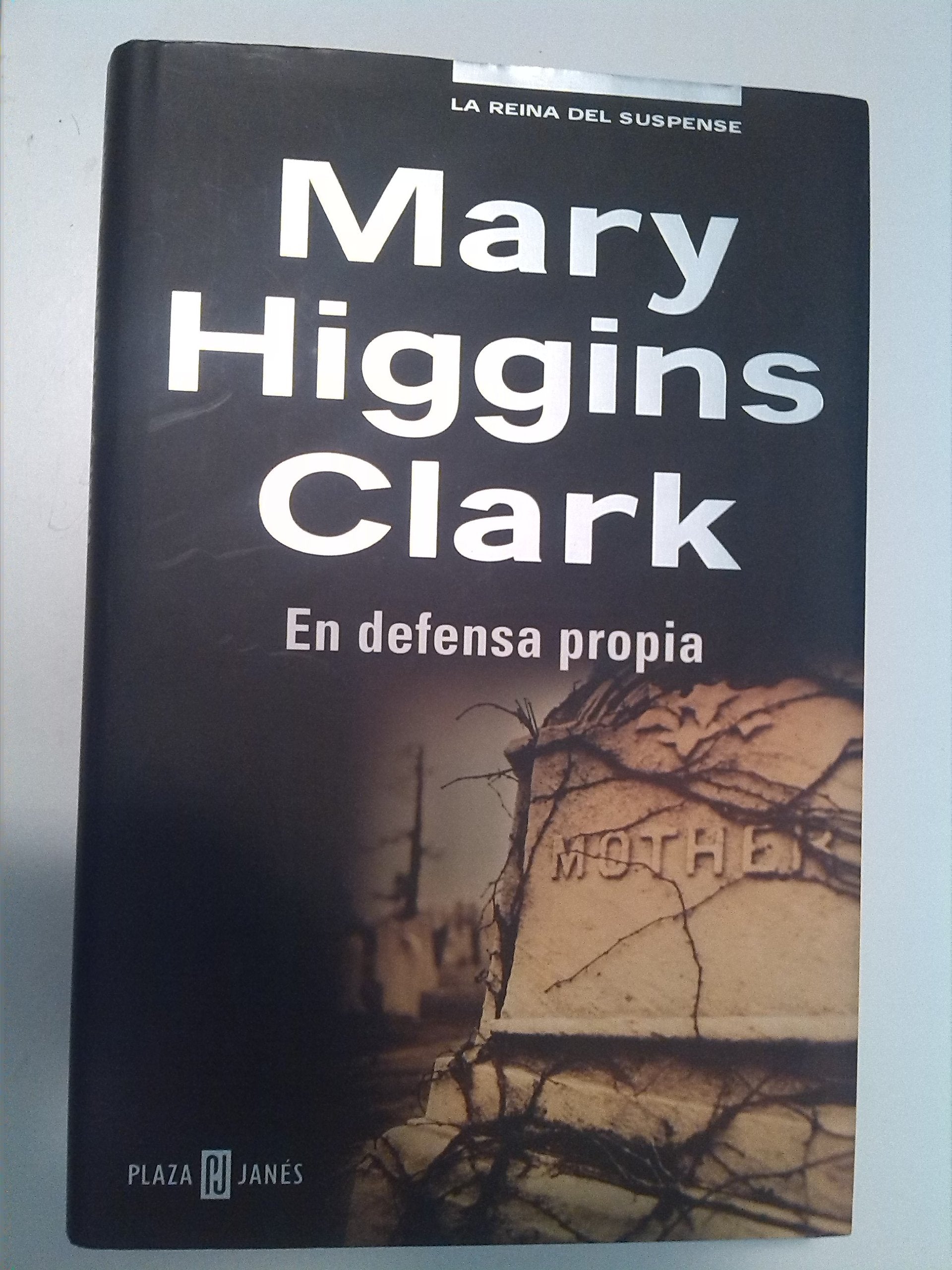 En defensa propia / In Self Defense book