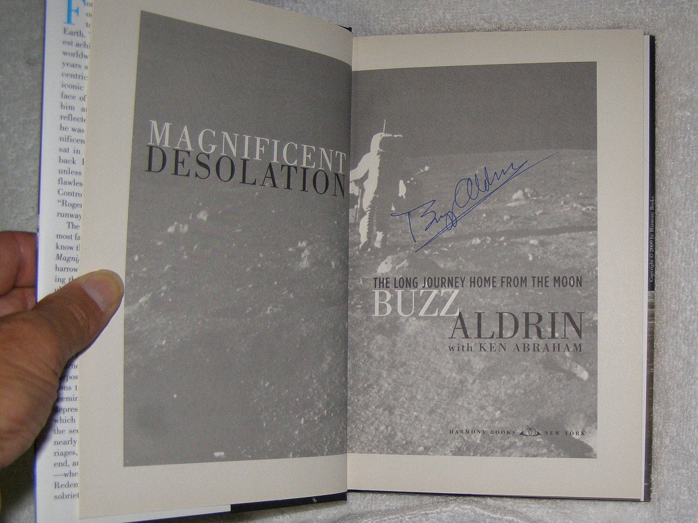 Magnificent Desolation: The Long Journey Home from the Moon Politics & Society
