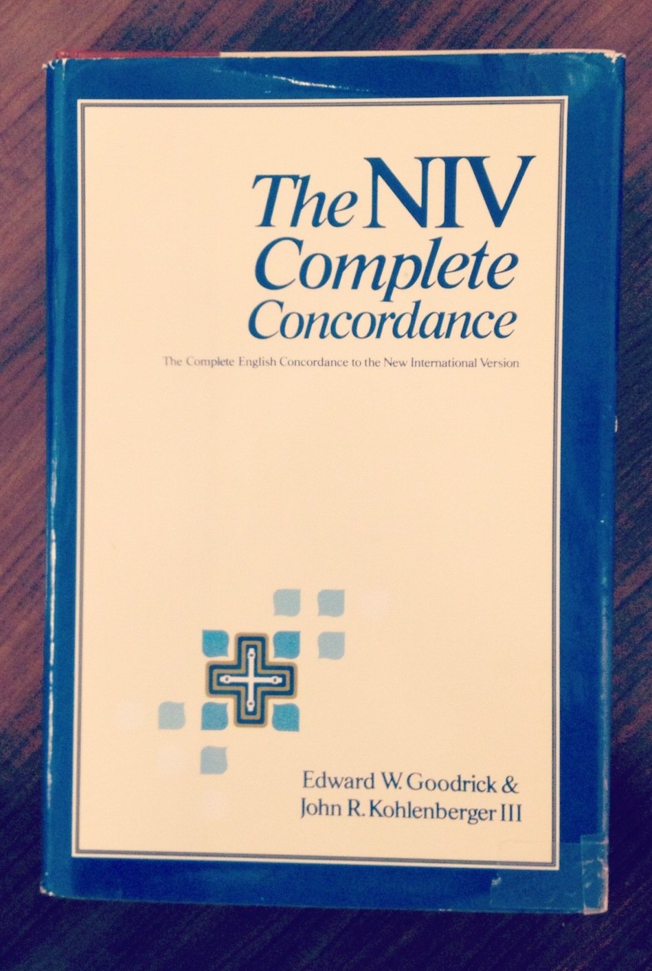 The Niv Complete Concordance: The Complete English Concordance to the New International Version Religion & Esotericism