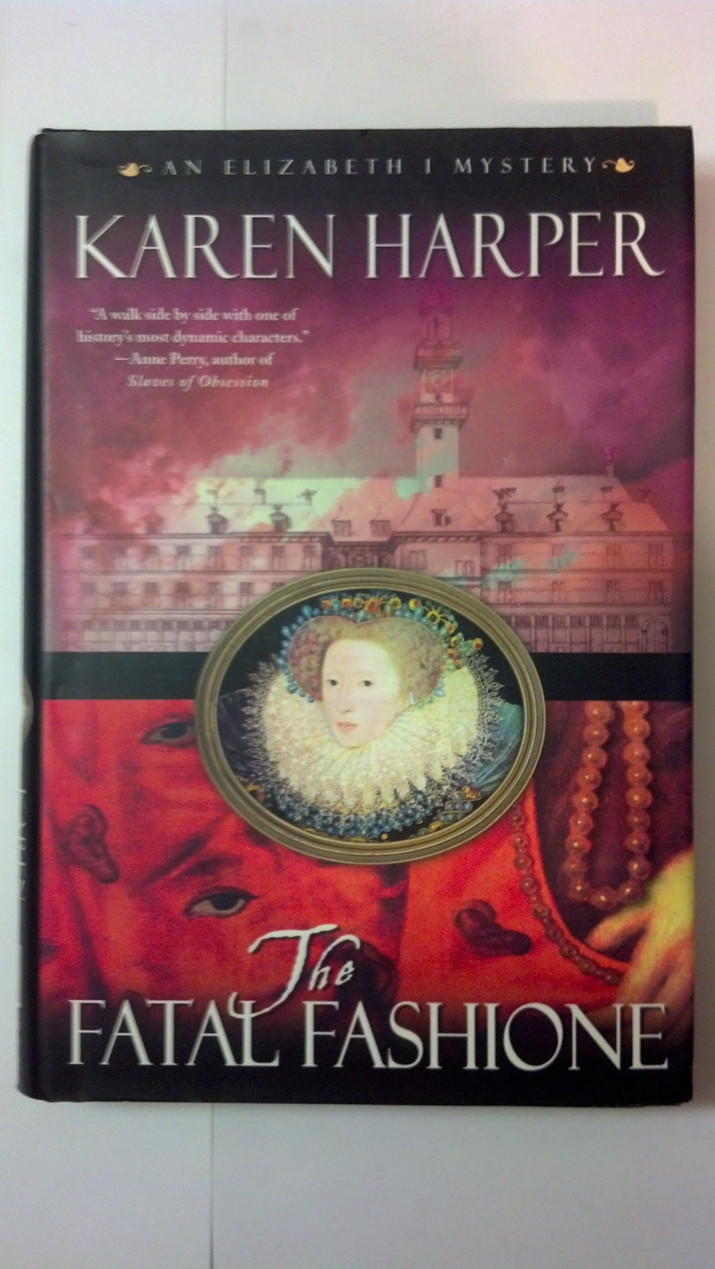 The Fatal Fashione: An Elizabeth I Mystery book