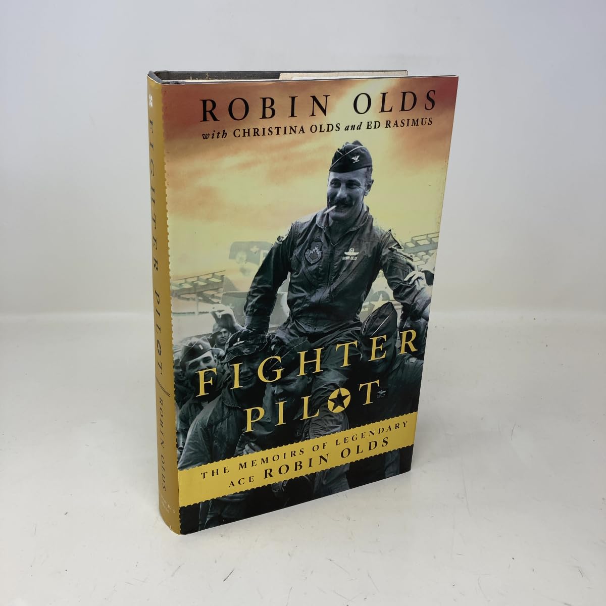 Fighter Pilot: The Memoirs of Legendary Ace Robin Olds Biographies & Memoirs