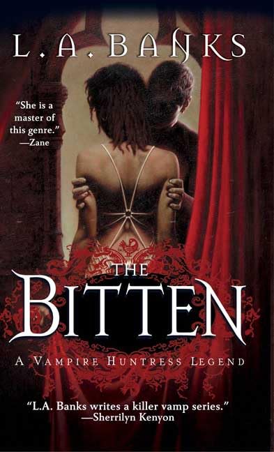 The Bitten (A Vampire Huntress Legend) Vampires & Bit-Lit