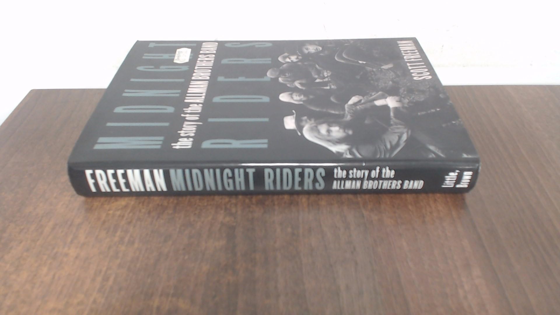 Midnight Riders: The Story of the Allman Brothers Band book