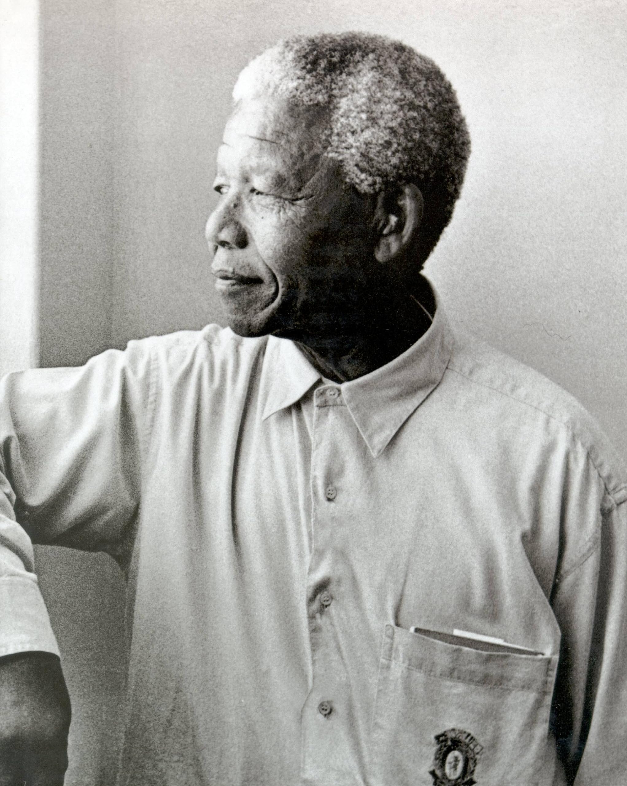 Mandela: An Illustrated Autobiography Politics & Society