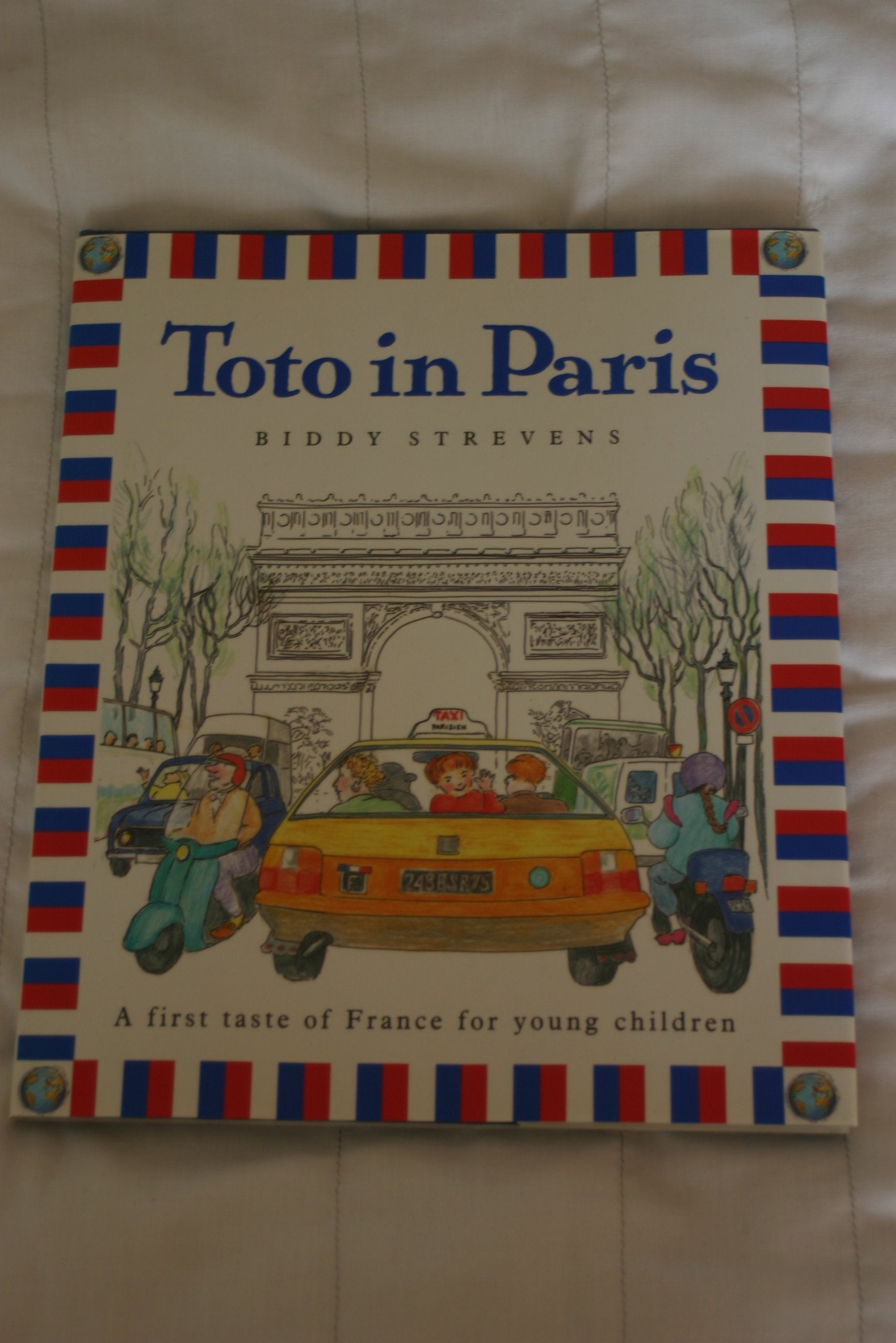 Toto in Paris (Toto's travels) Novels & Short Stories