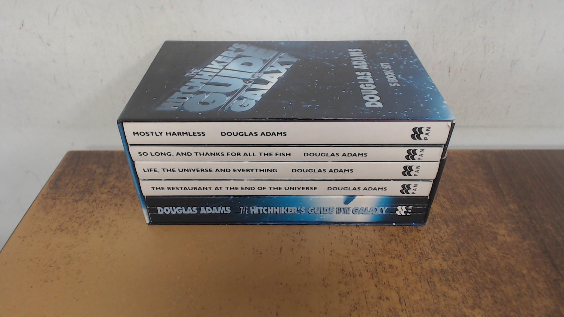 Hitchhiker's Guide to the Galaxy (5 Books Set) Humour & Satire