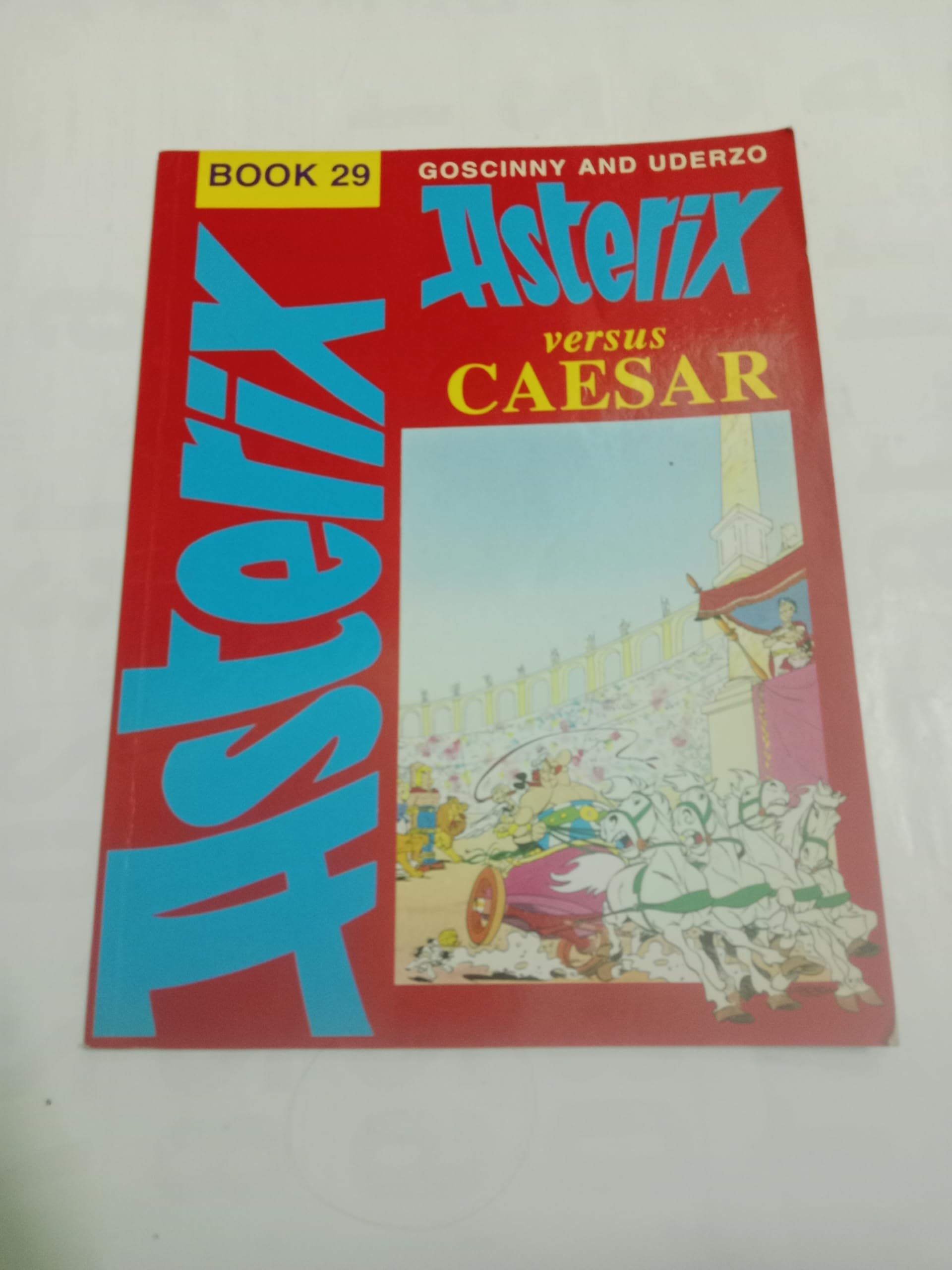 Asterix Versus Caesar (The Adventures of Asterix, Band 29) Manga
