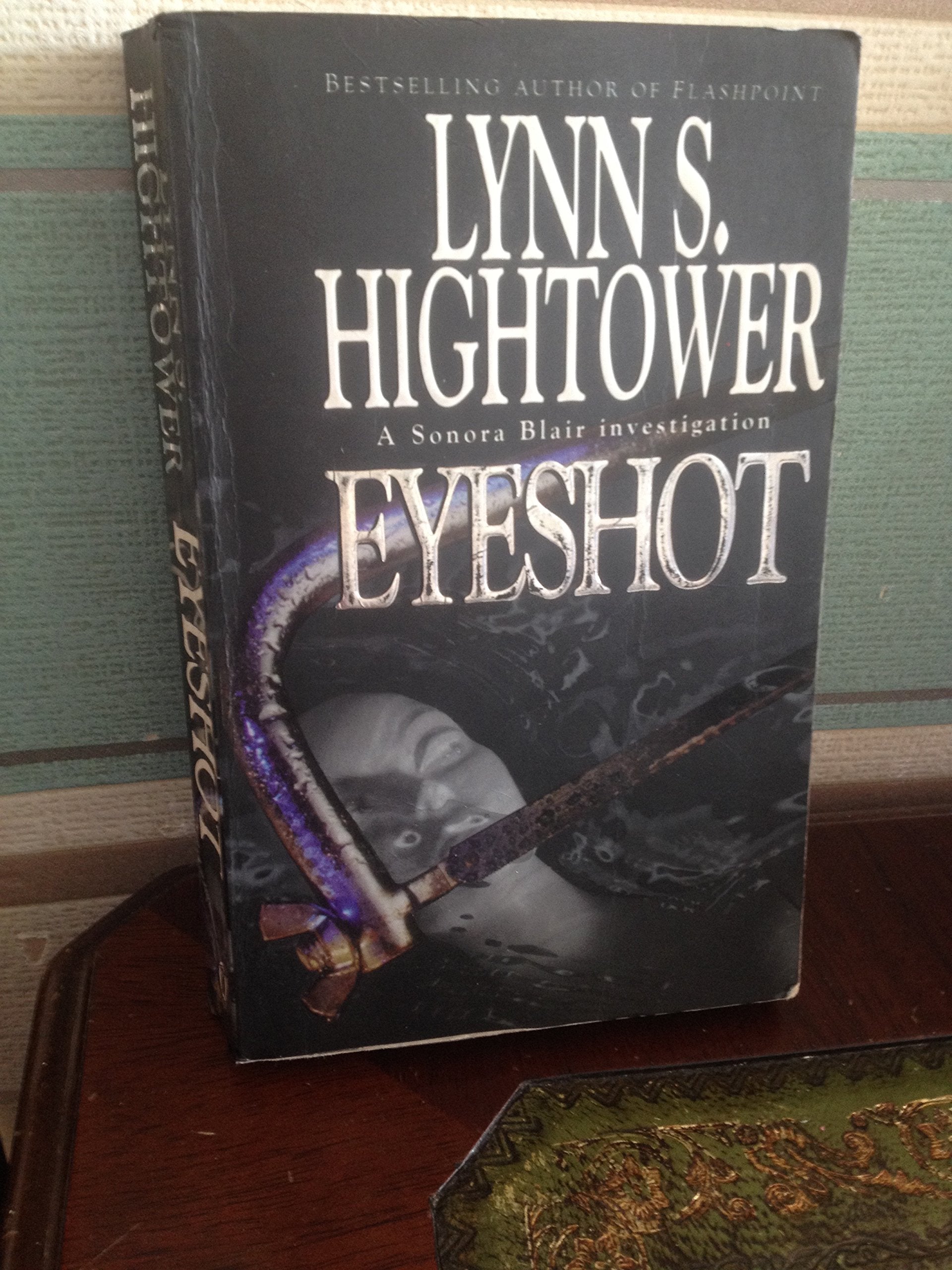 Eyeshot (A Sonora Blair investigation) Contemporary literature