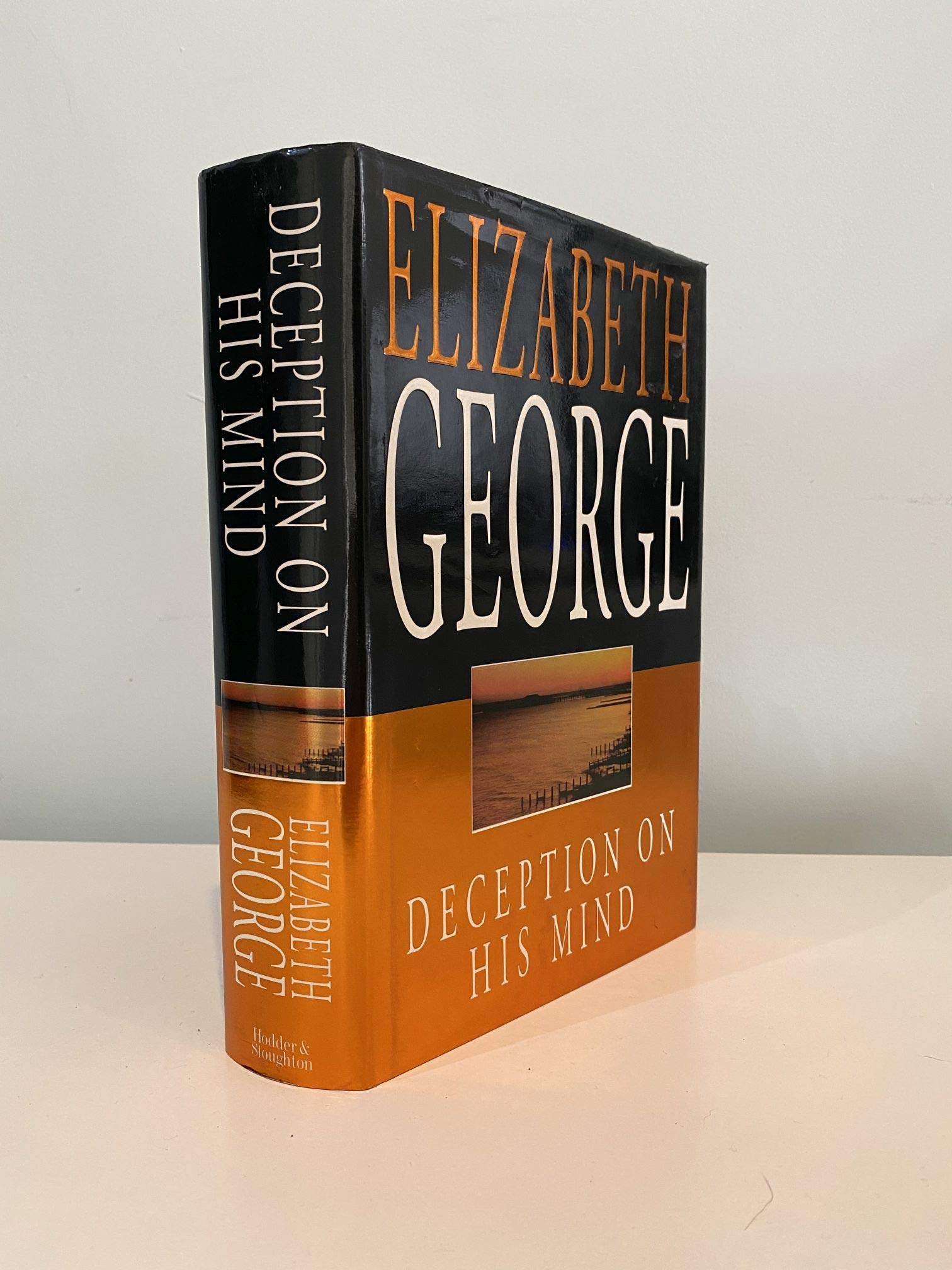 Deception on His Mind: Part of Inspector Lynley: 9 Contemporary literature