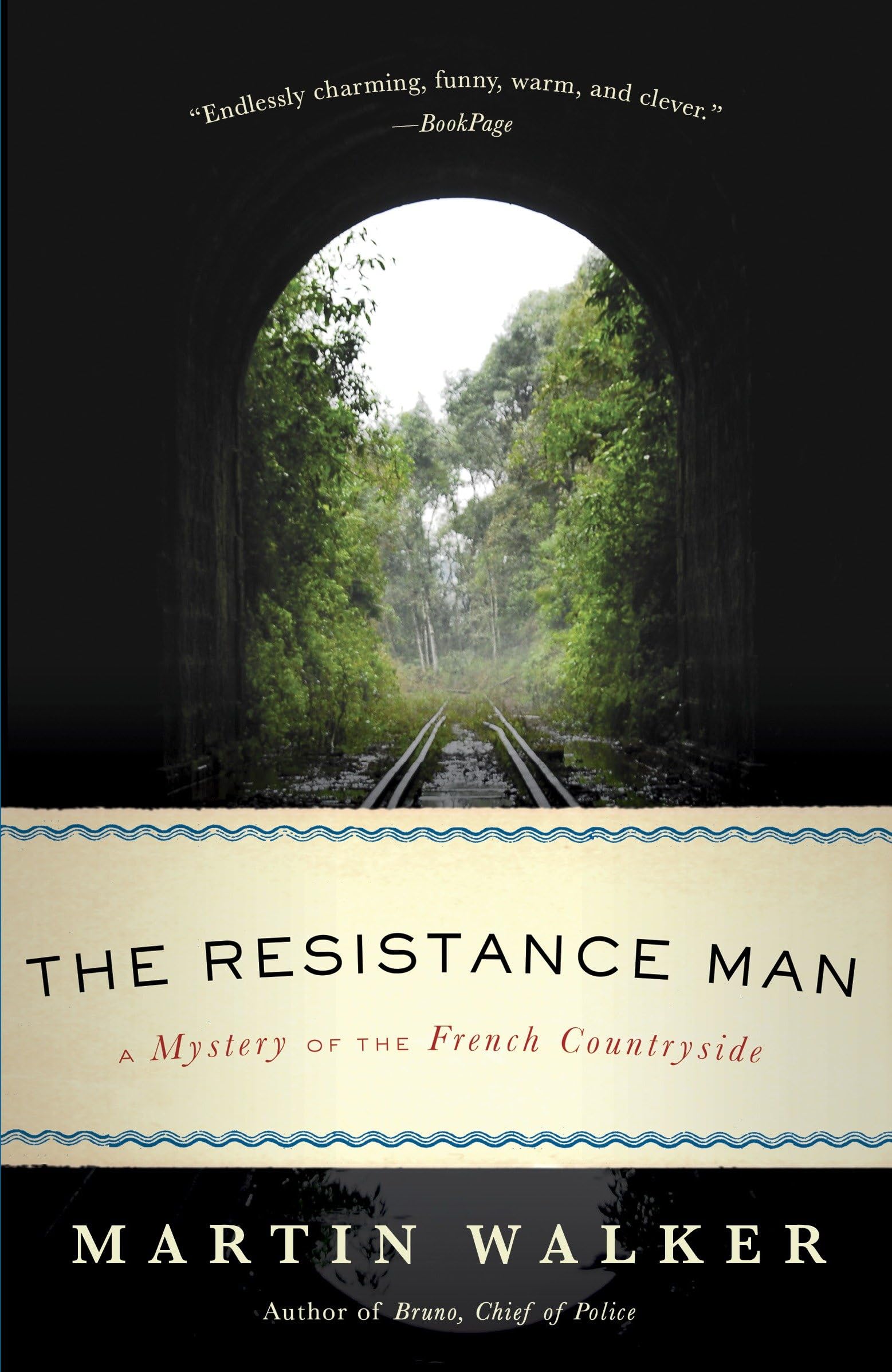The Resistance Man: A Mystery of the French Countryside (Bruno, Chief of Police) Detective & CSI