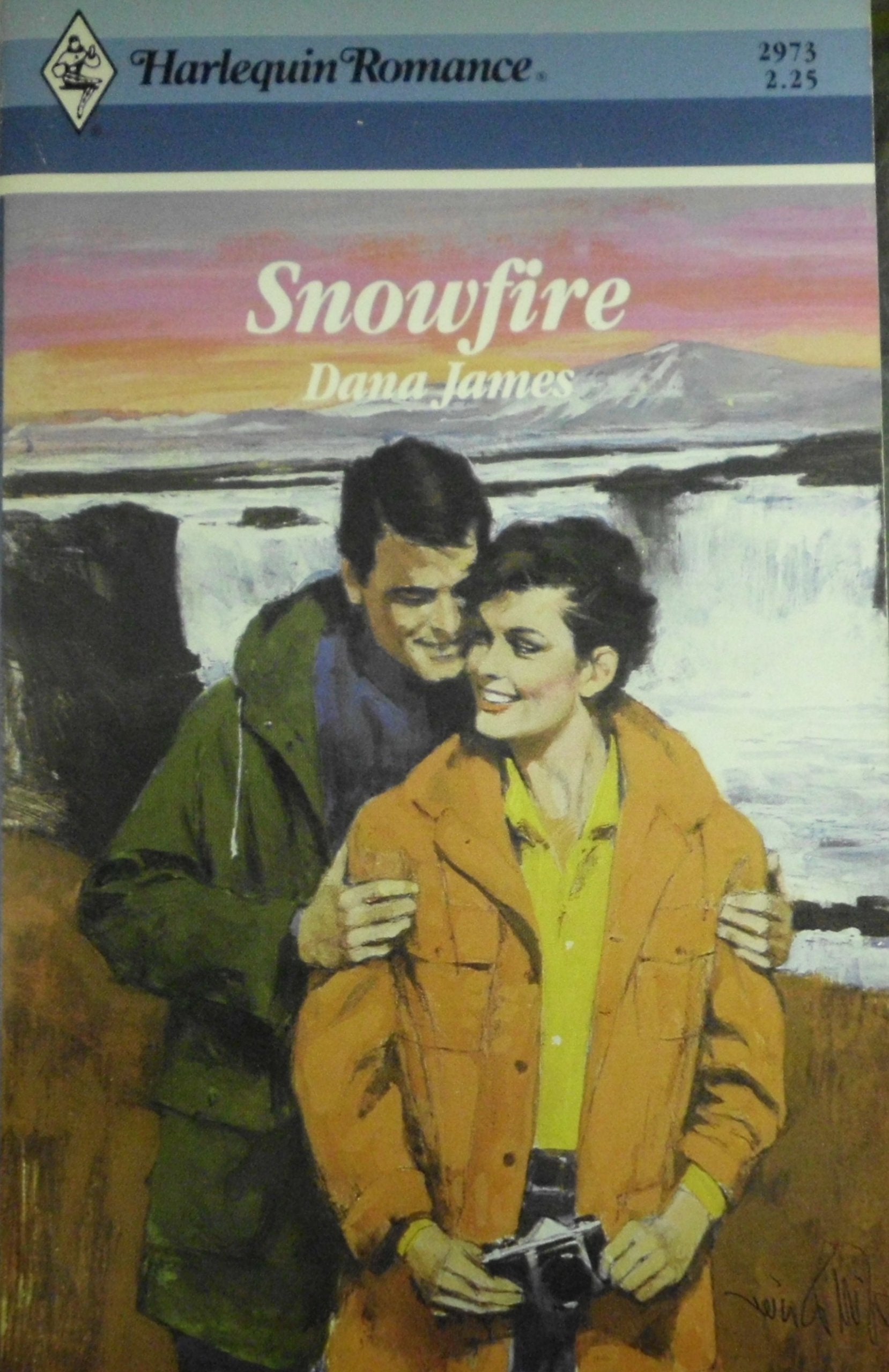 Snowfire (Harlequin Romance, Band 2973) Books